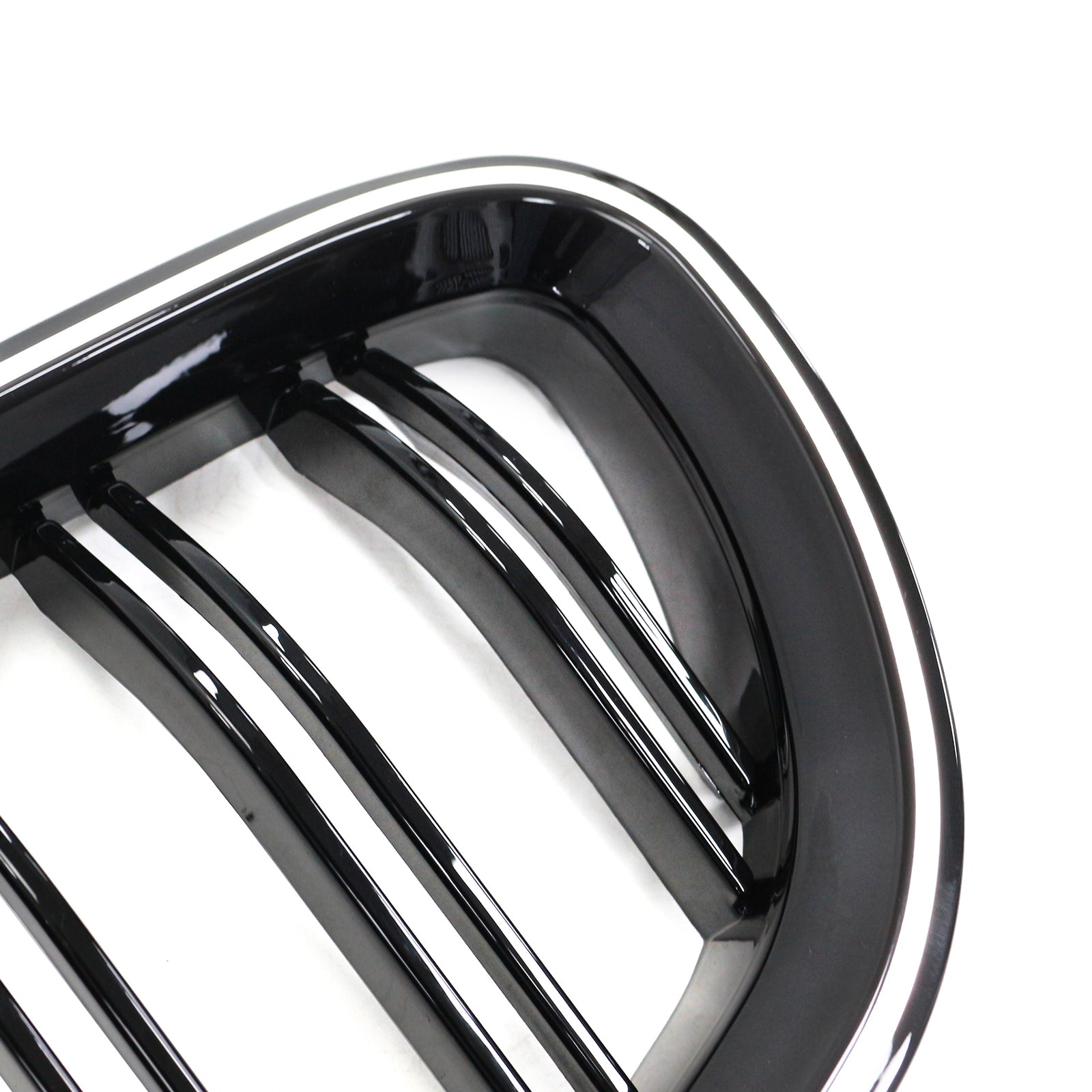 01.2009-10.2016 BMW 5-Serie F10 Sedan Nierbumpergrille Grill Glanzend Zwart 51137203203 51137203204