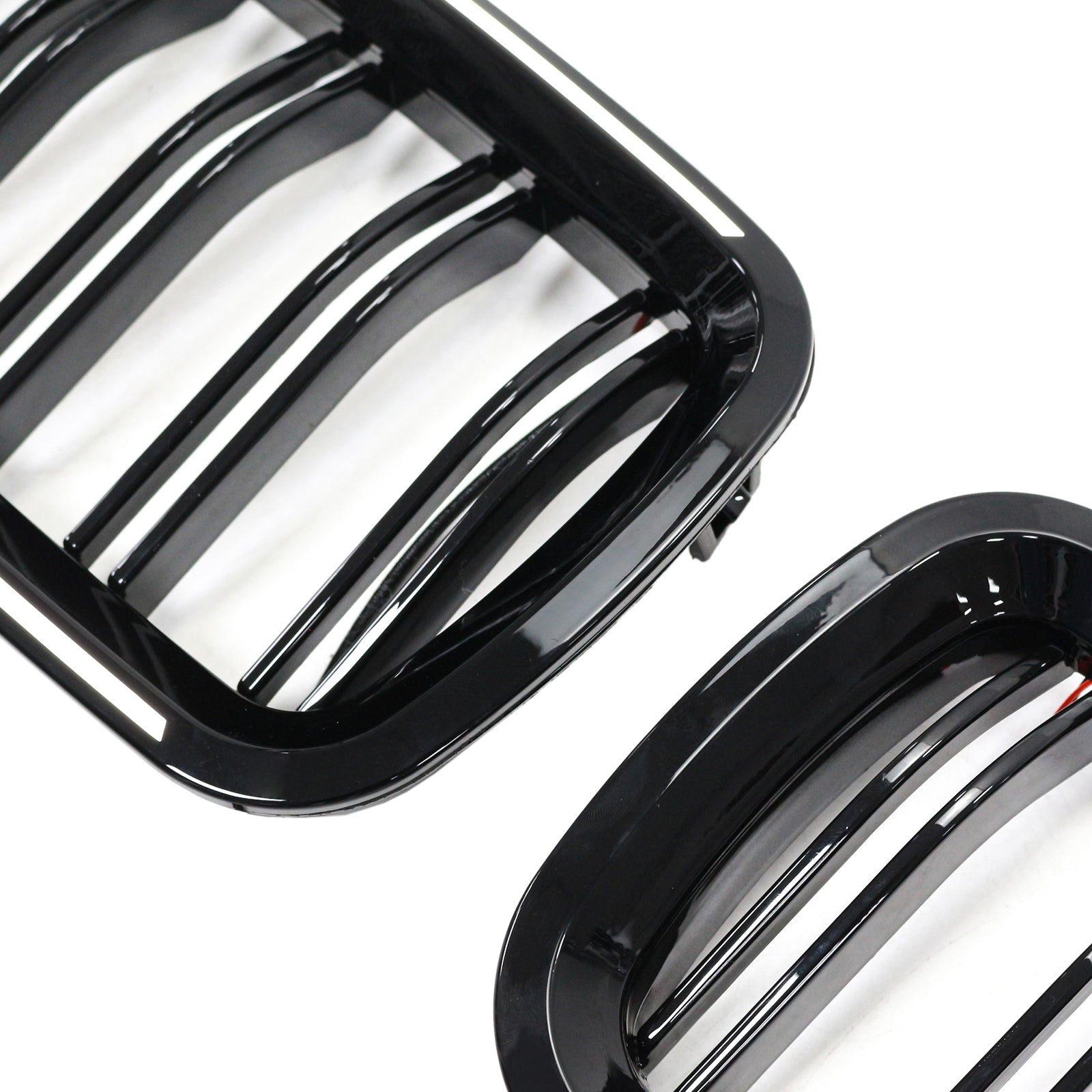 01.2009-10.2016 BMW 5-Serie F10 Sedan Nierbumpergrille Grill Glanzend Zwart 51137203203 51137203204