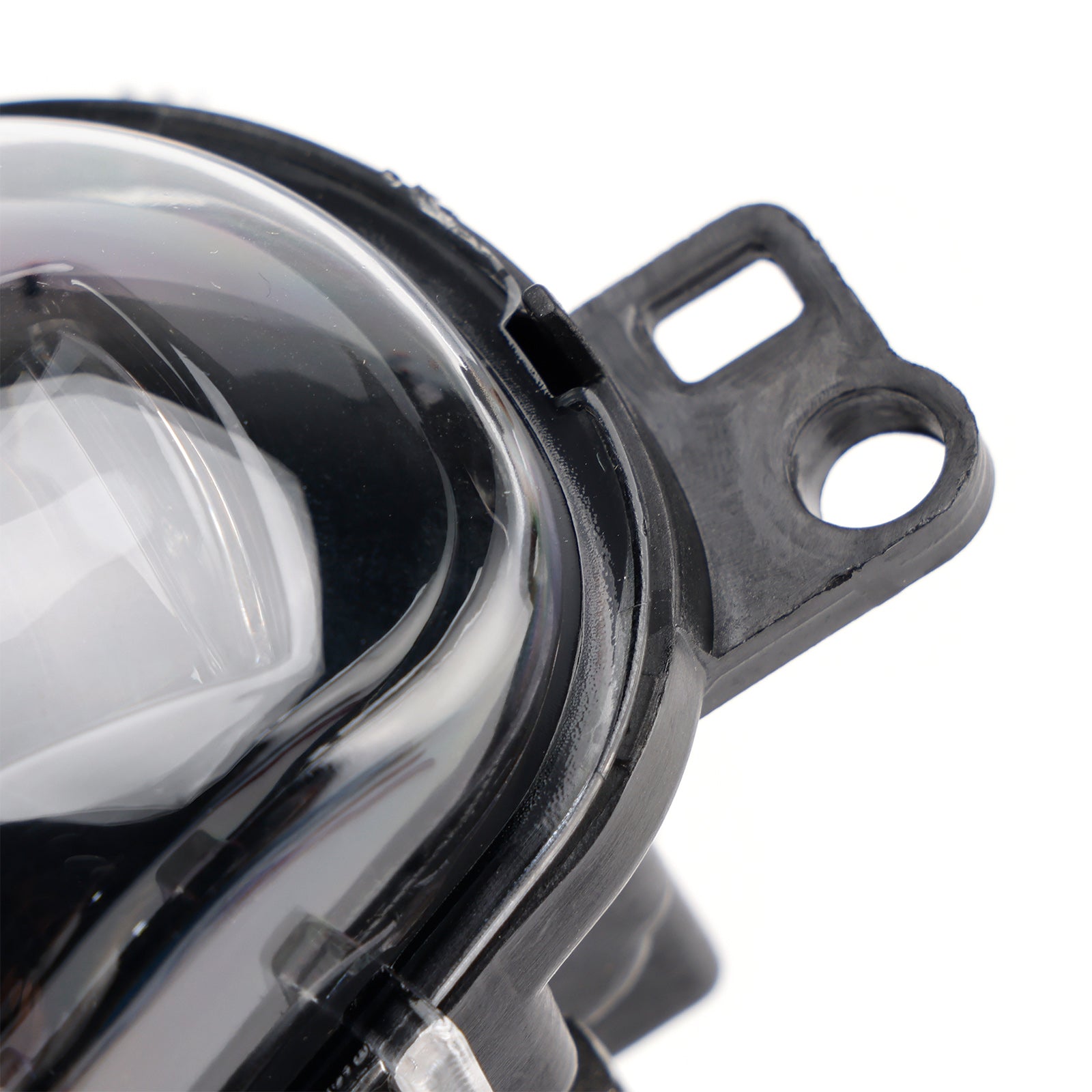 Left Front Fog Light Lamp For Volvo C40 S90 V90 XC40 2017-2024 32365034