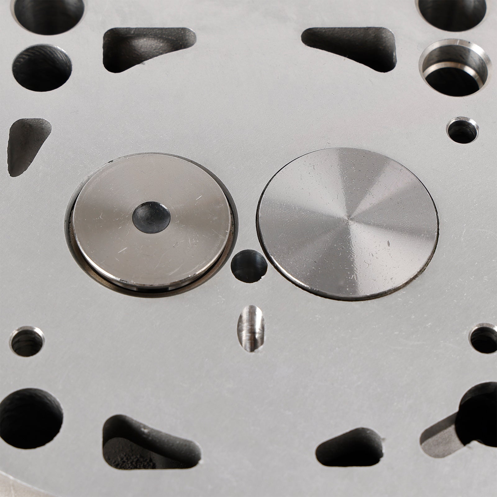 VW Audi SEAT Skoda 1.9L 8V Pump Nozzle TDI Cylinder Head Complete with Camshaft 038103373R