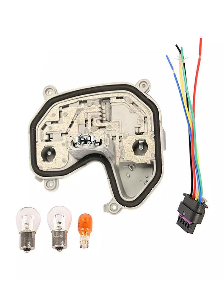 2015-2023 Jeep Renegade Achterlichtbeugel Rechts & Stekkerlamp 68270837AA