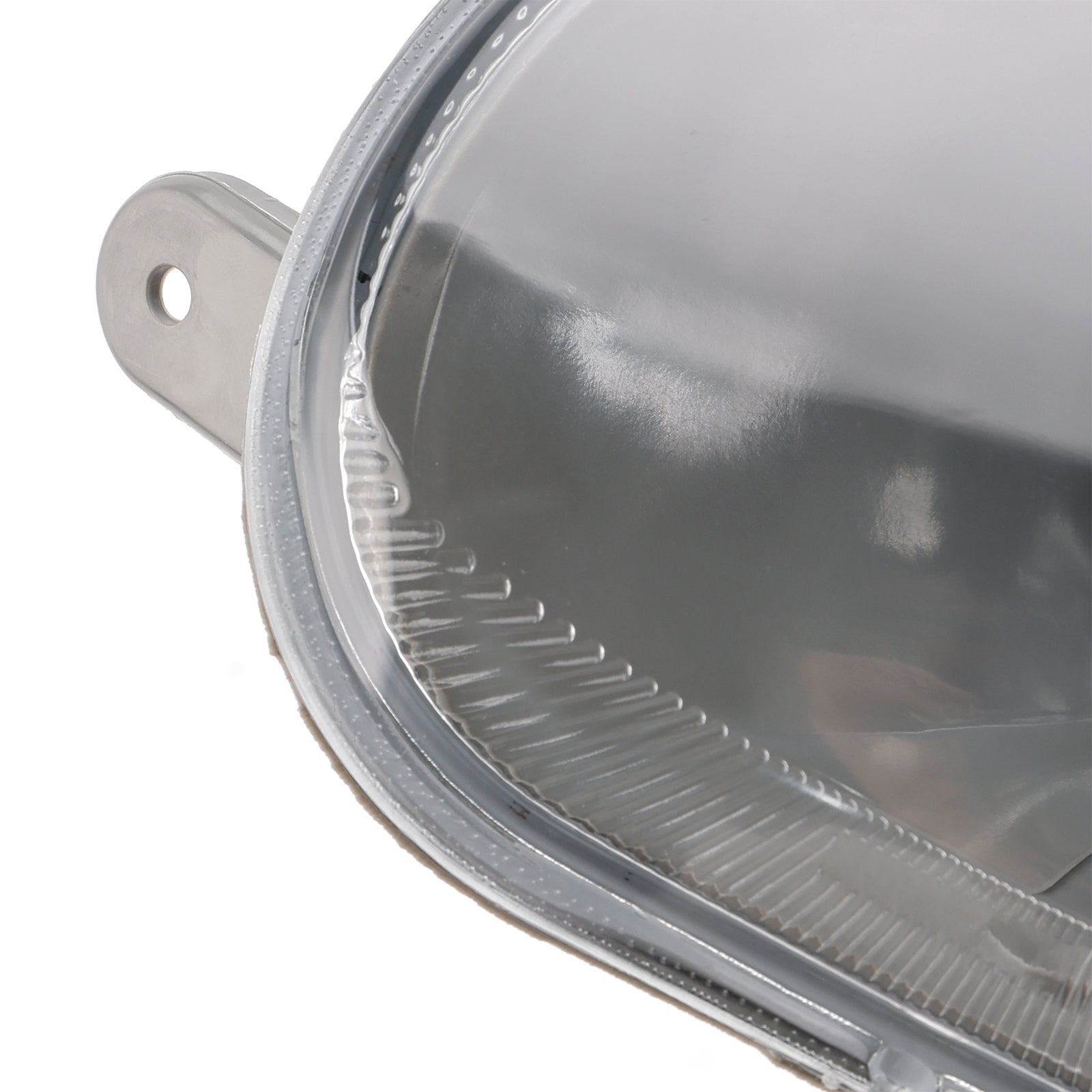 Right Front Fog Light Lamp For Volvo XC90 I 2.5L 3.2L 4.4L 03-14 31111183