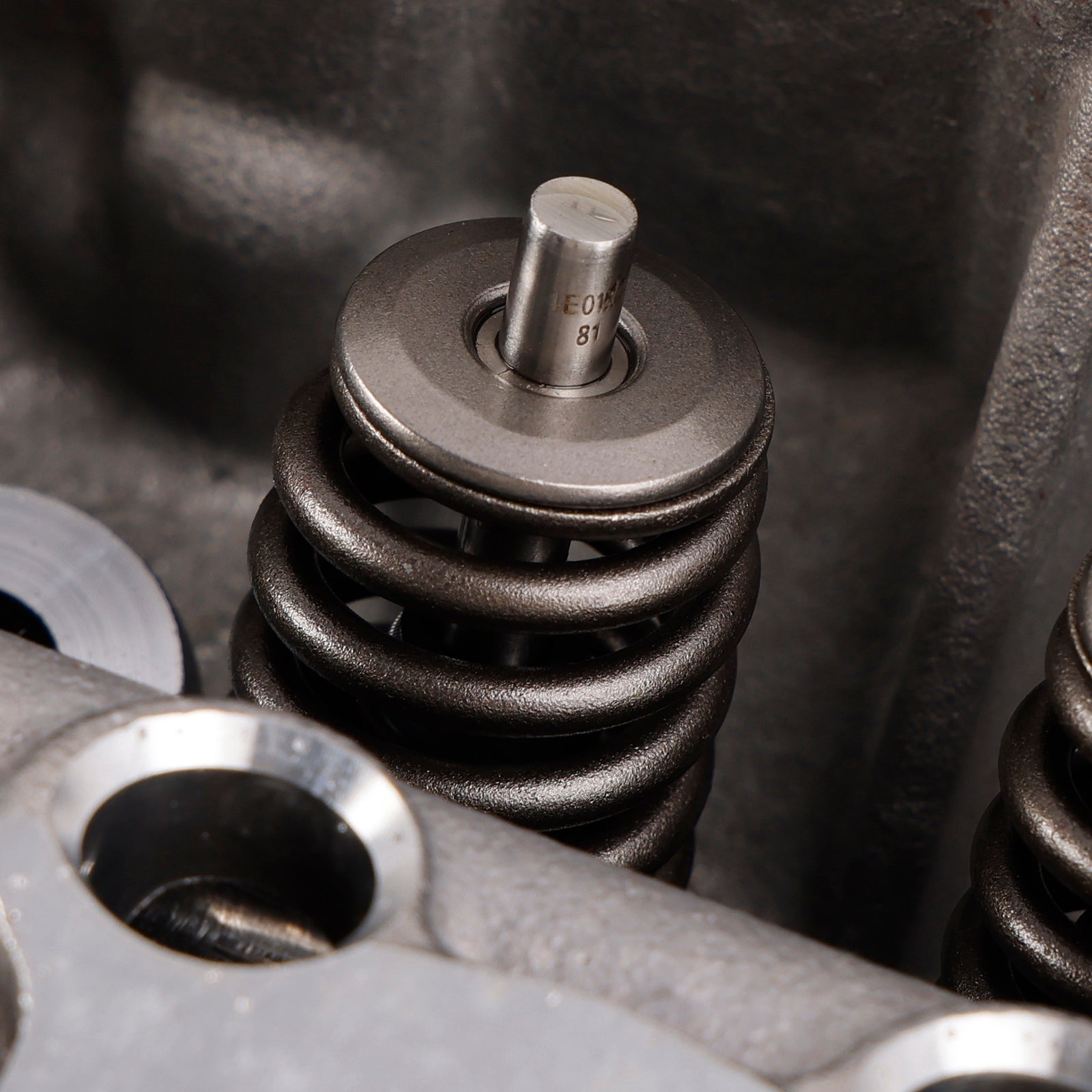 Válvulas de culata VW CYAA CJZ CJZA CJZB CJZC CJZD CYV CYVA CYVB CYVC CYVD 1,2 TSI EA211 04E103064L