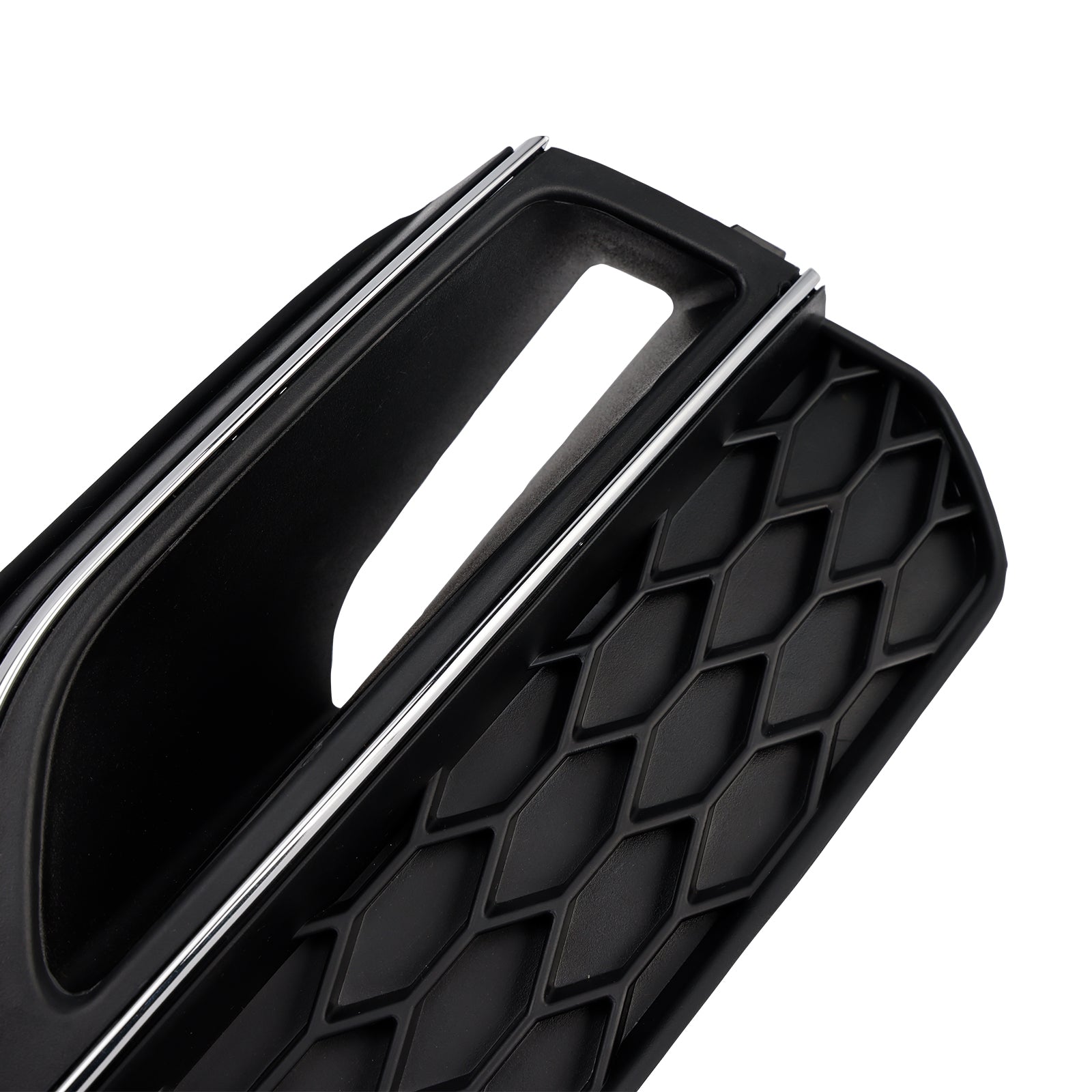 2013-2016 AUDI A3 S3 S3 Front inférieur inférieur de couverture lumineuse à la grille