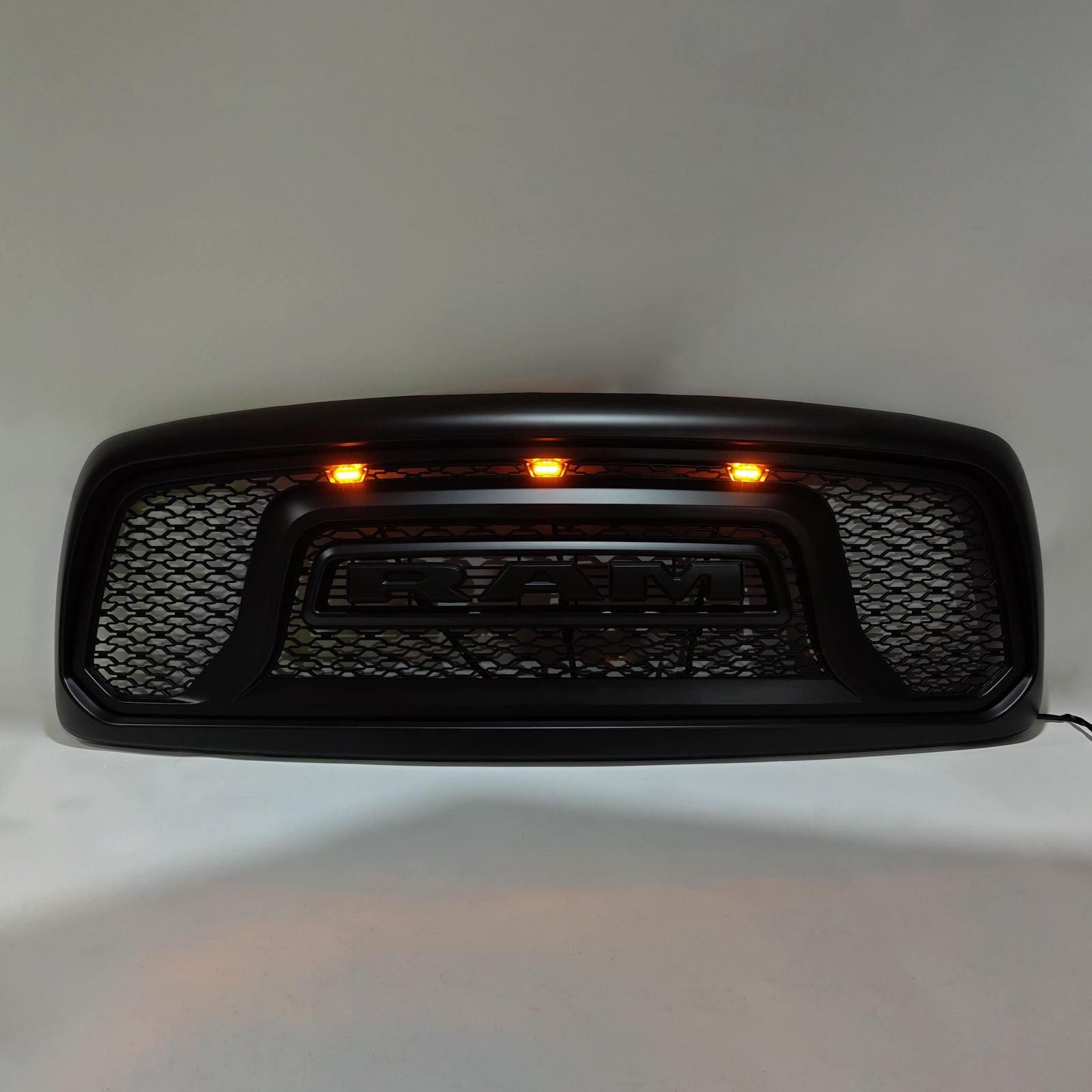 2002-2005 Dodge RAM 1500/2500/3500 Rebel Style Front Bumper Grill Grille