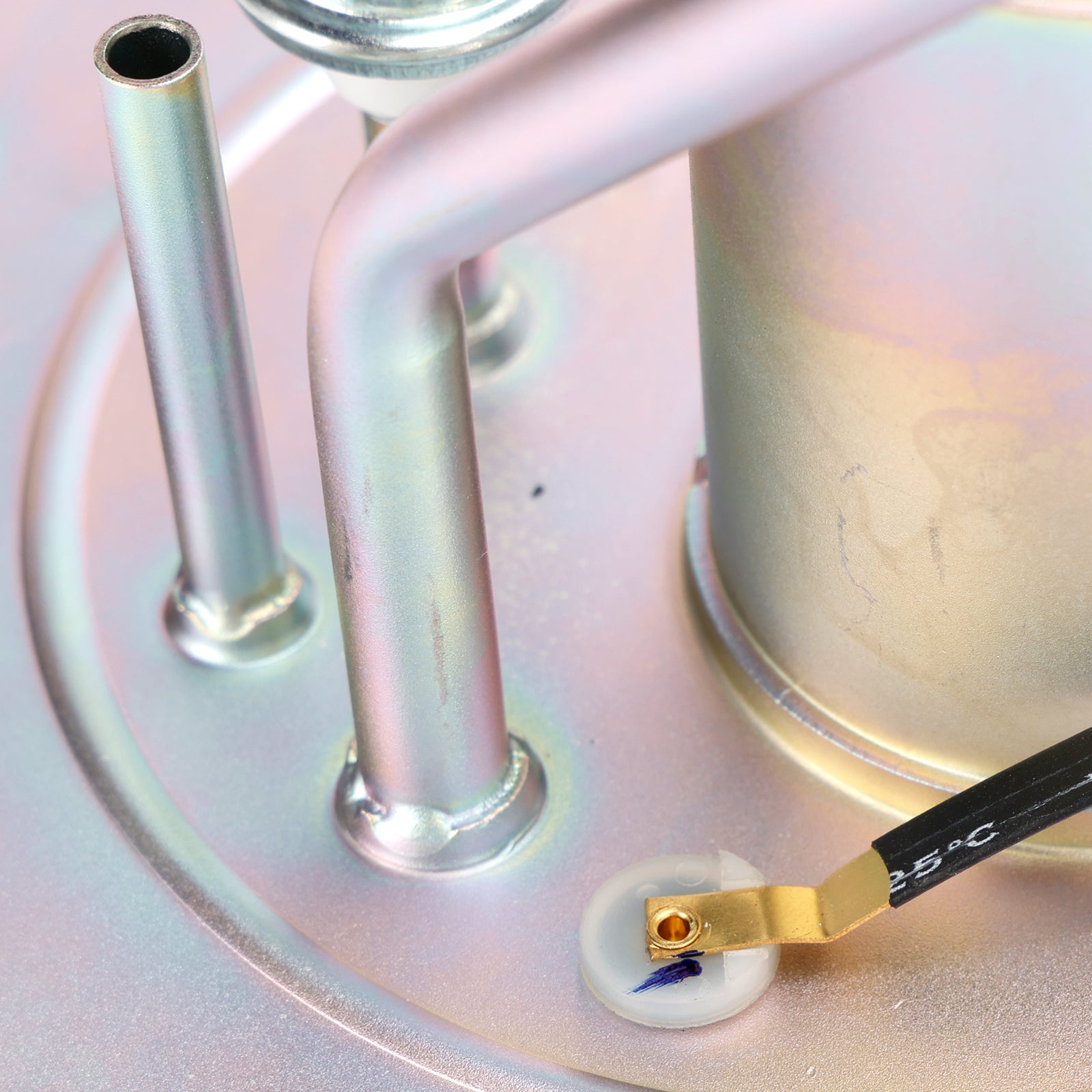 Palivo na odosielanie benzínu 3/8 Feed AM-39086513 Fit Chevy Corvette 1978-1981