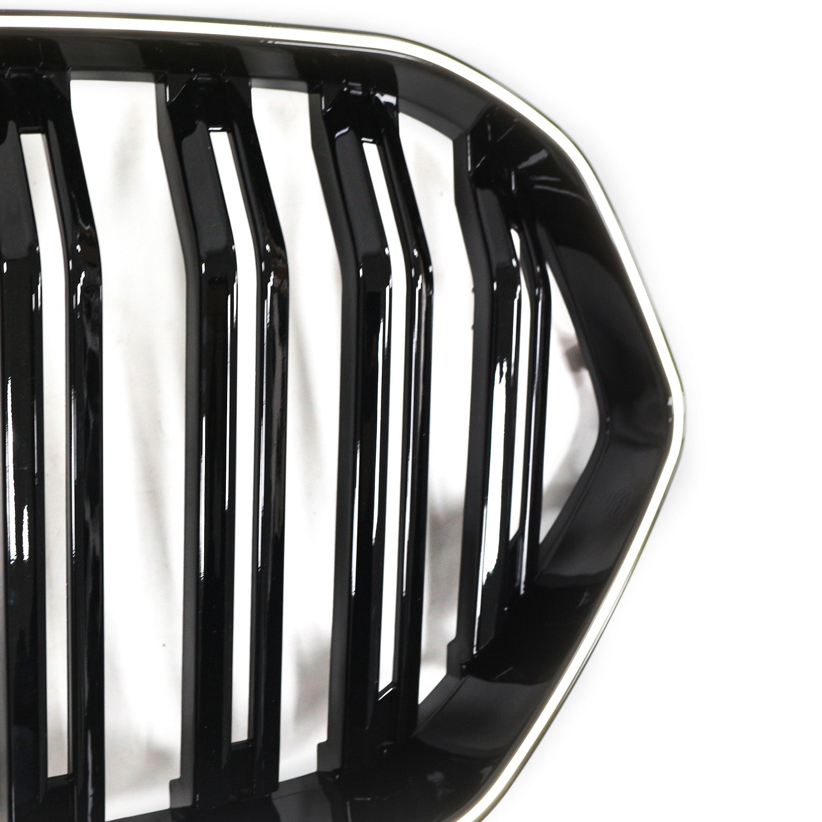 2020-2022 BMW X6 G06 M50i W/Camera Hole Gloss Black Front Bumper Grille