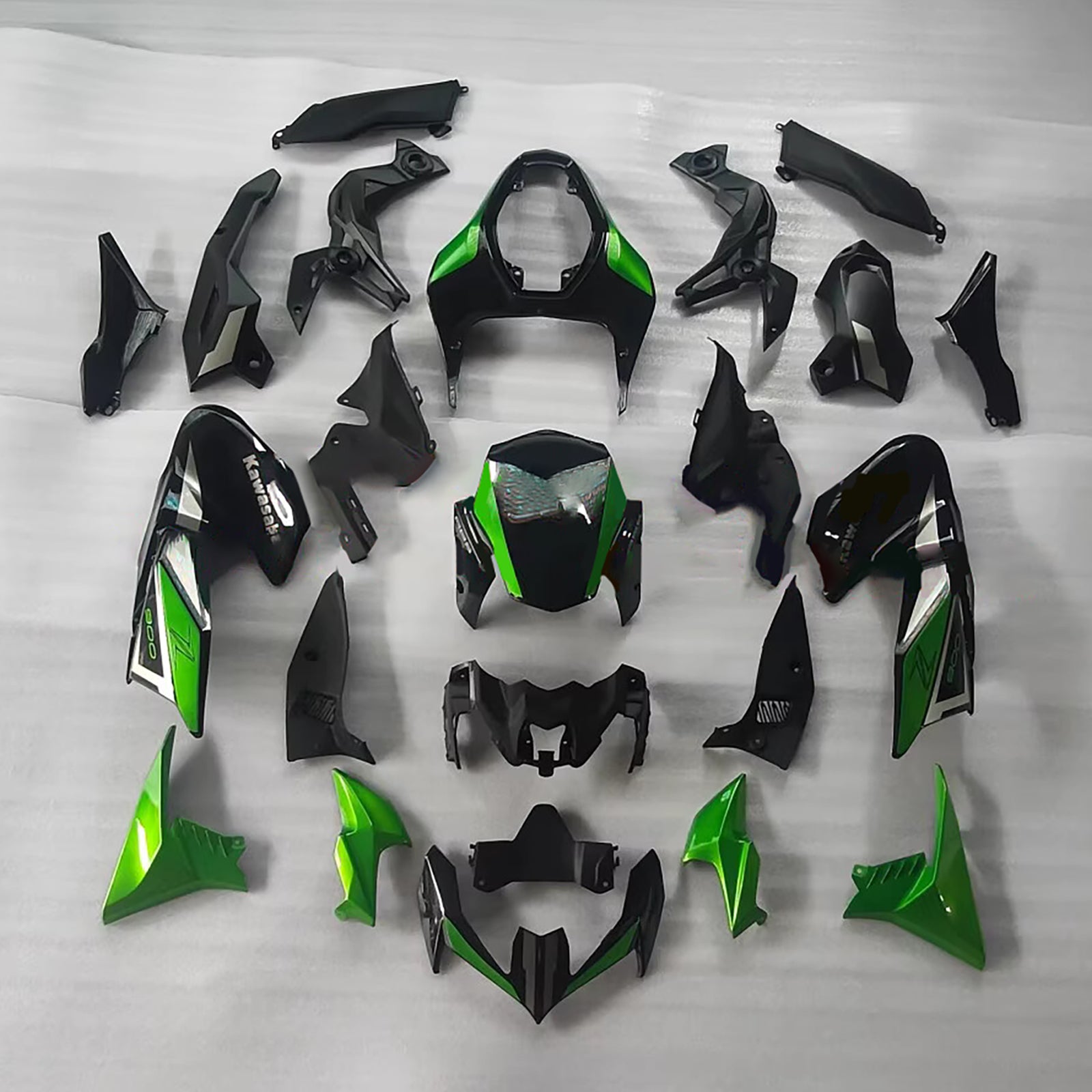 Kit carenatura iniezione carrozzeria in plastica ABS adatta per Kawasaki Z900 2020-2024