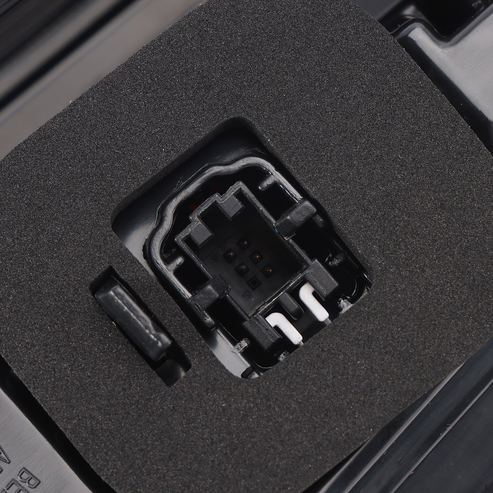 Left Rear Tail Light Lamp LED For Audi Q5 MK2 FACELIFT 2021-2024 LED 5 PIN