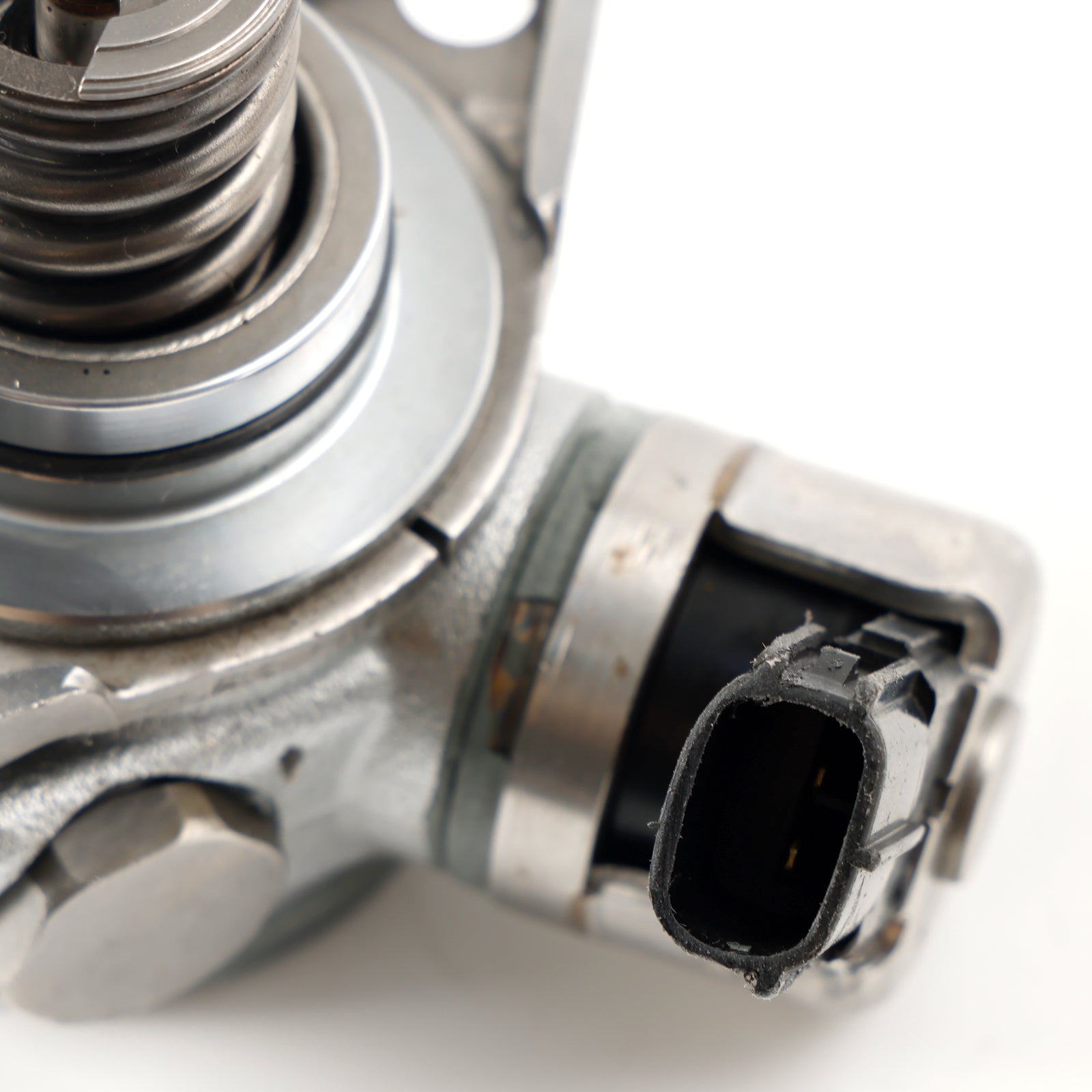 2017-2018 Nissan Pathfinder 3.5L V6 CVT AWD SL Högtrycksbränslepump 166306KA0A