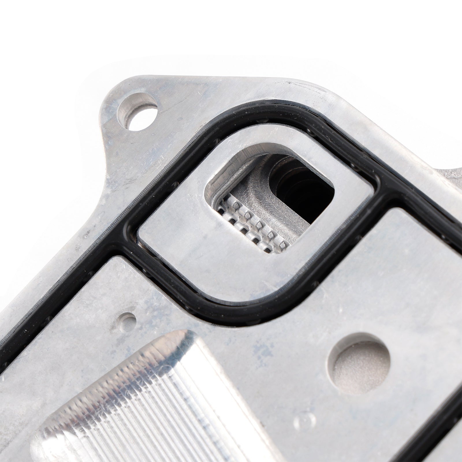 Engine Oil Cooler 4893770AD For Jeep Grand Commander Cherokee 2.0T 2019-2023