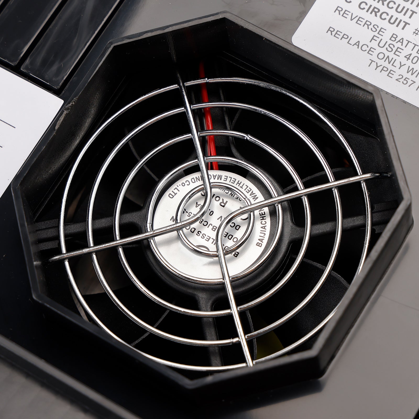 WF-8735-AD RV Converter Charger 30 Amp Power Center Support Auto Detect RV