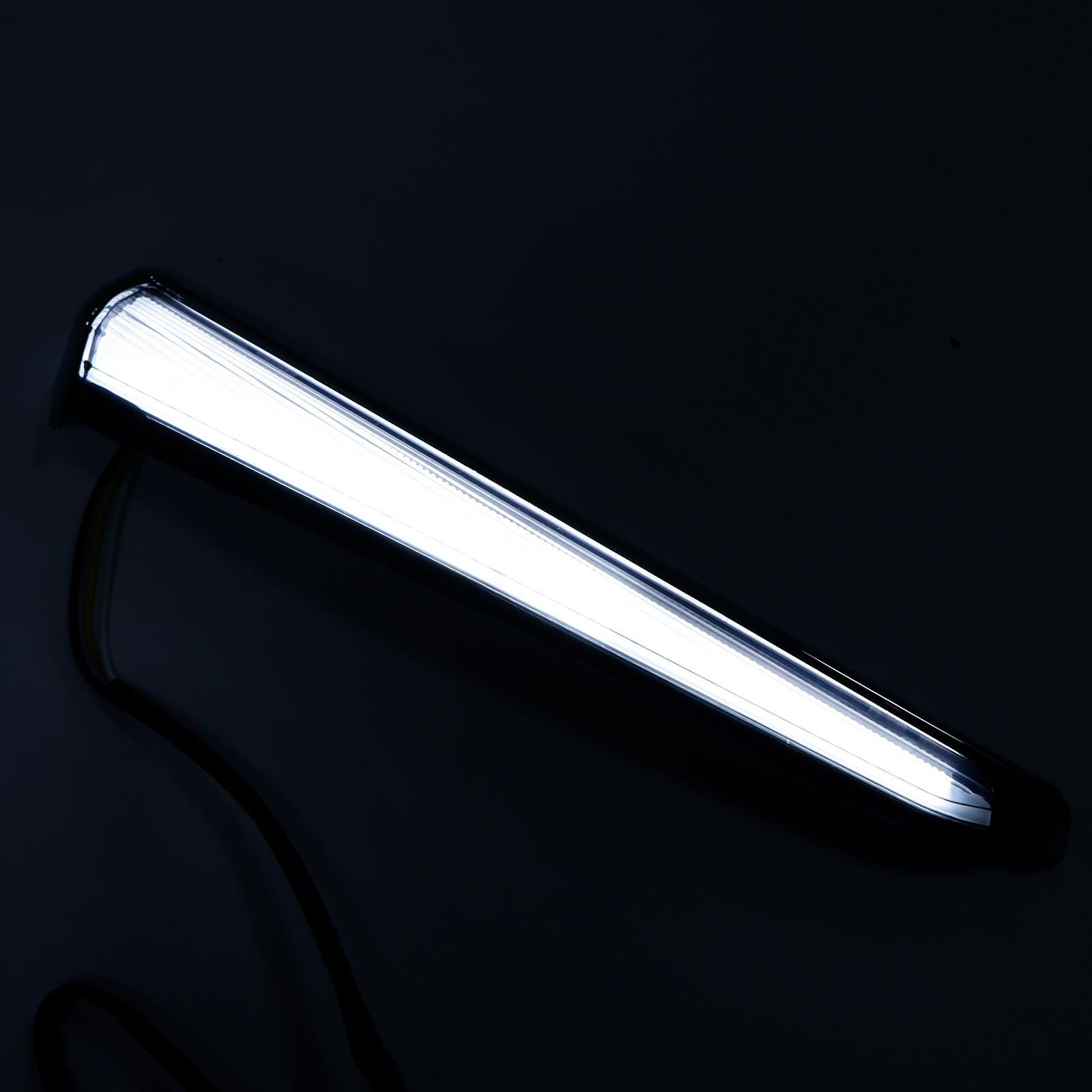 45801 Luces LED de carenado inferior Fang para Touring Road Glide 2014-2023 Cromo