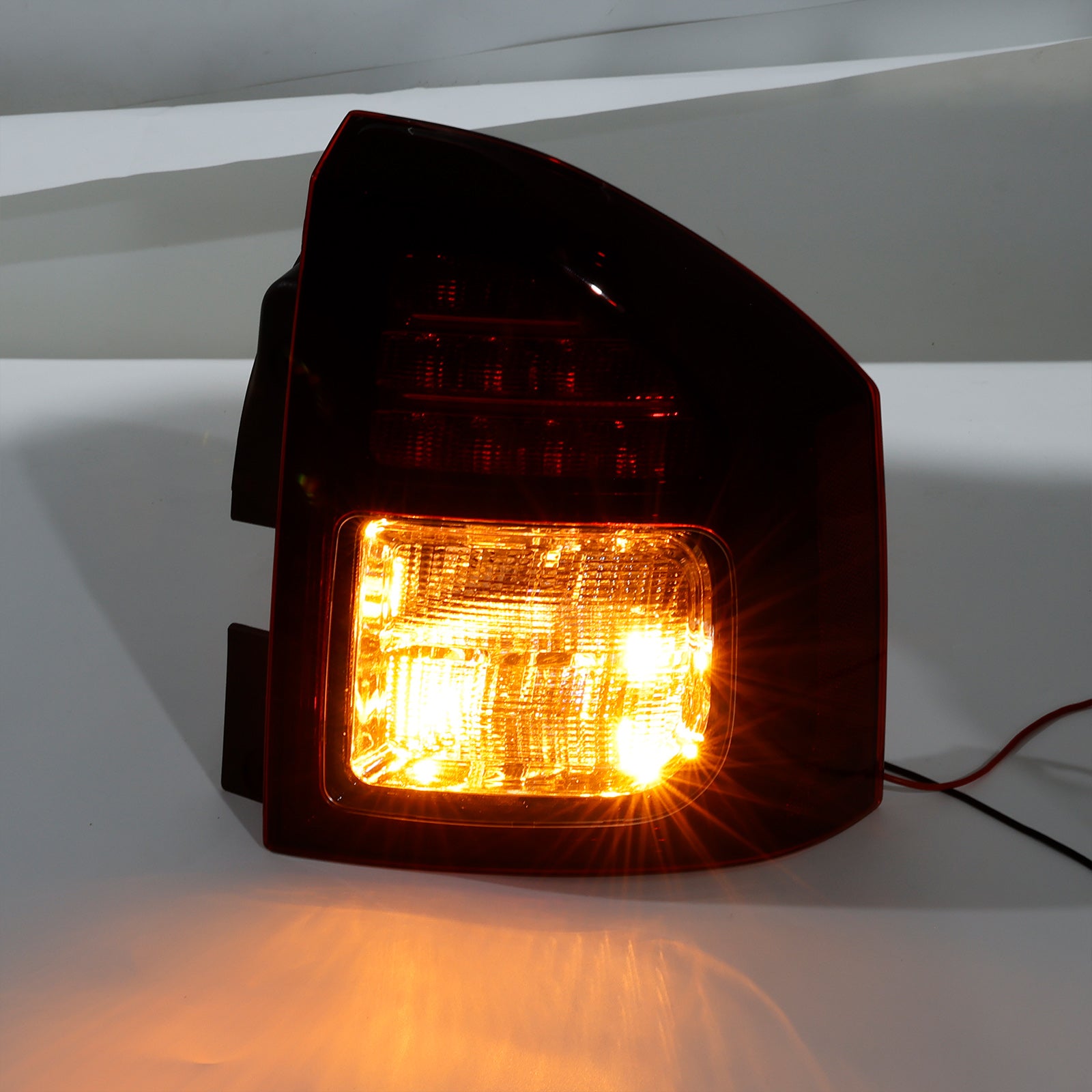 Right Rear Tail Light Rear Lamp Assembly For Jeep Compass 2014-2017