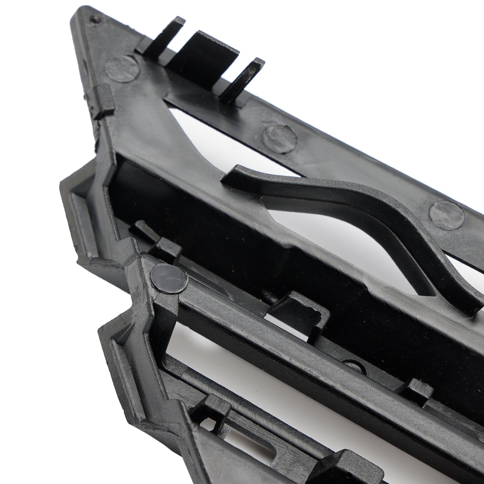 Mercedes Benz triedy E, roky 2008 – 2009 W211 Sada 2-dielnych krytov hmlových svetiel pre E300 4Matic 2118850822 MB1038115