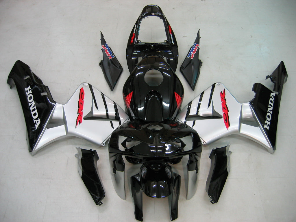 2005-2006 Honda CBR 600 RR Svart & Silverfärgade CBR Racing-kåpor Generiska