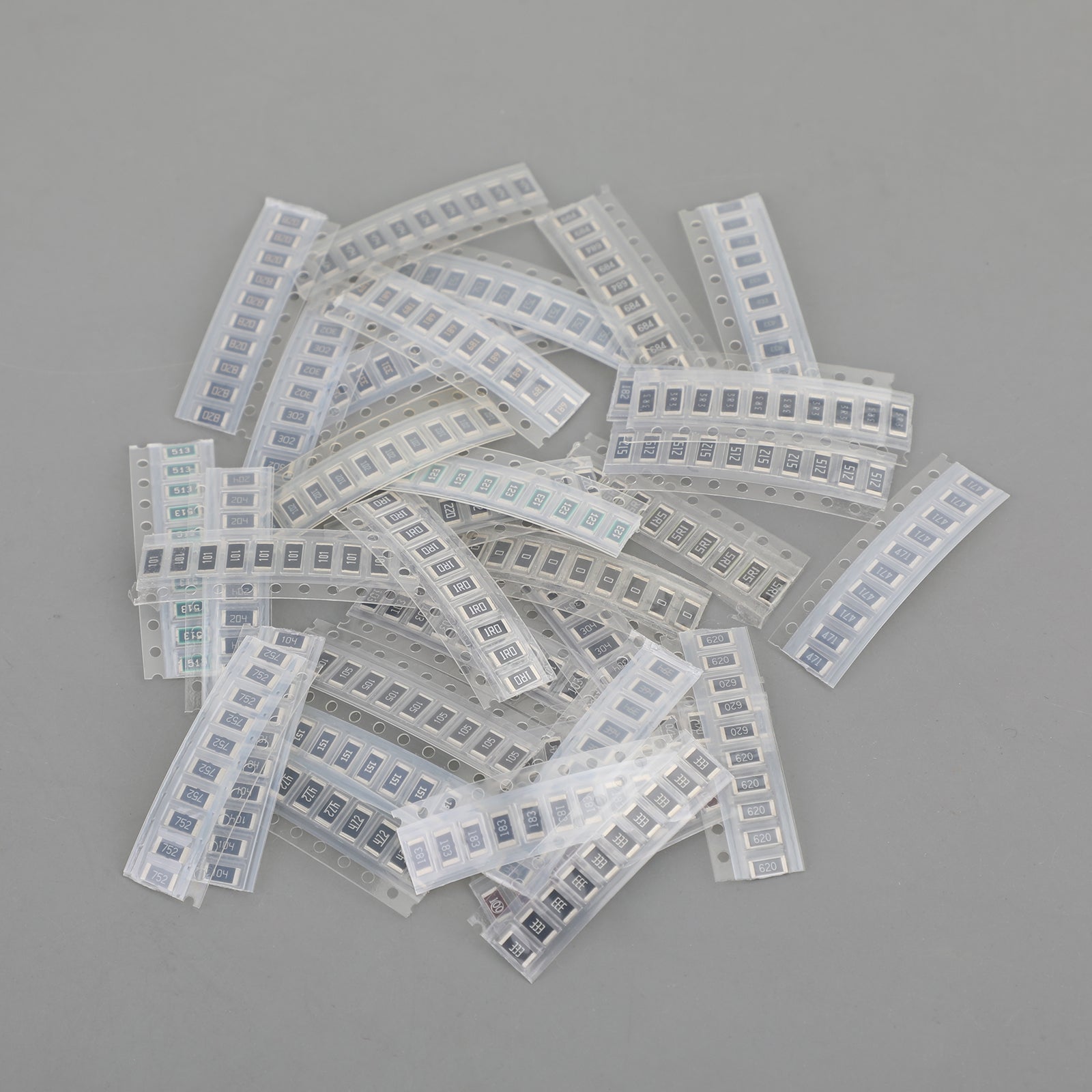 1210/2010/2512/1812 SMD REZORMÁCIA SPRÁVNA KIT 1R-1M OHM 5% 33 HODNOTY