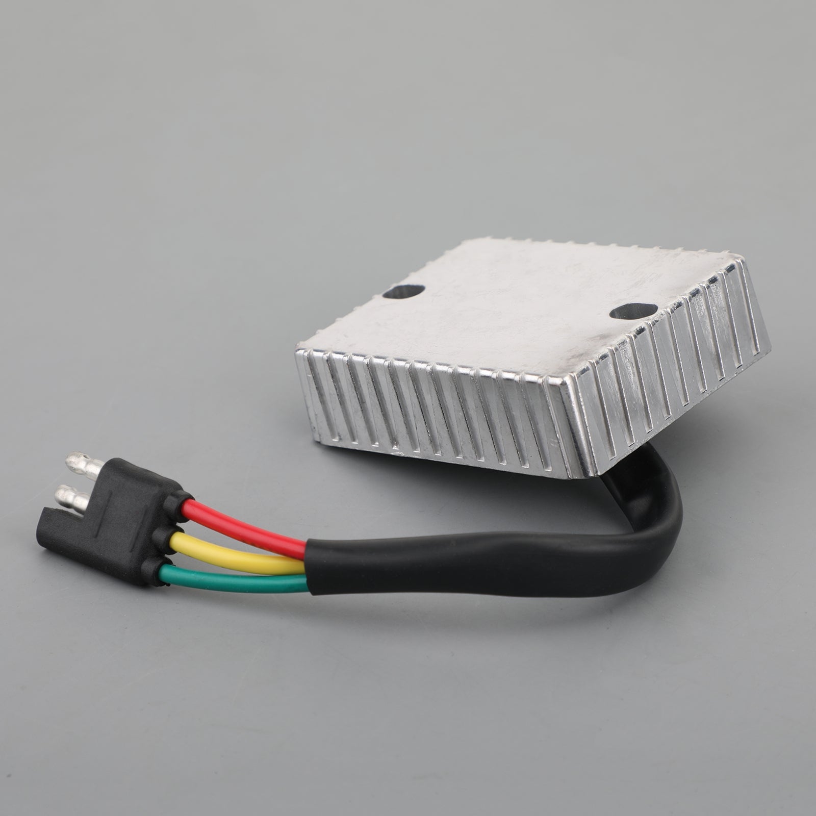 Régulateur de tension ajusté pour l'Arctique Cat Mountain Cat 800 ZL Zr EFI 02-04 0630-143 Générique