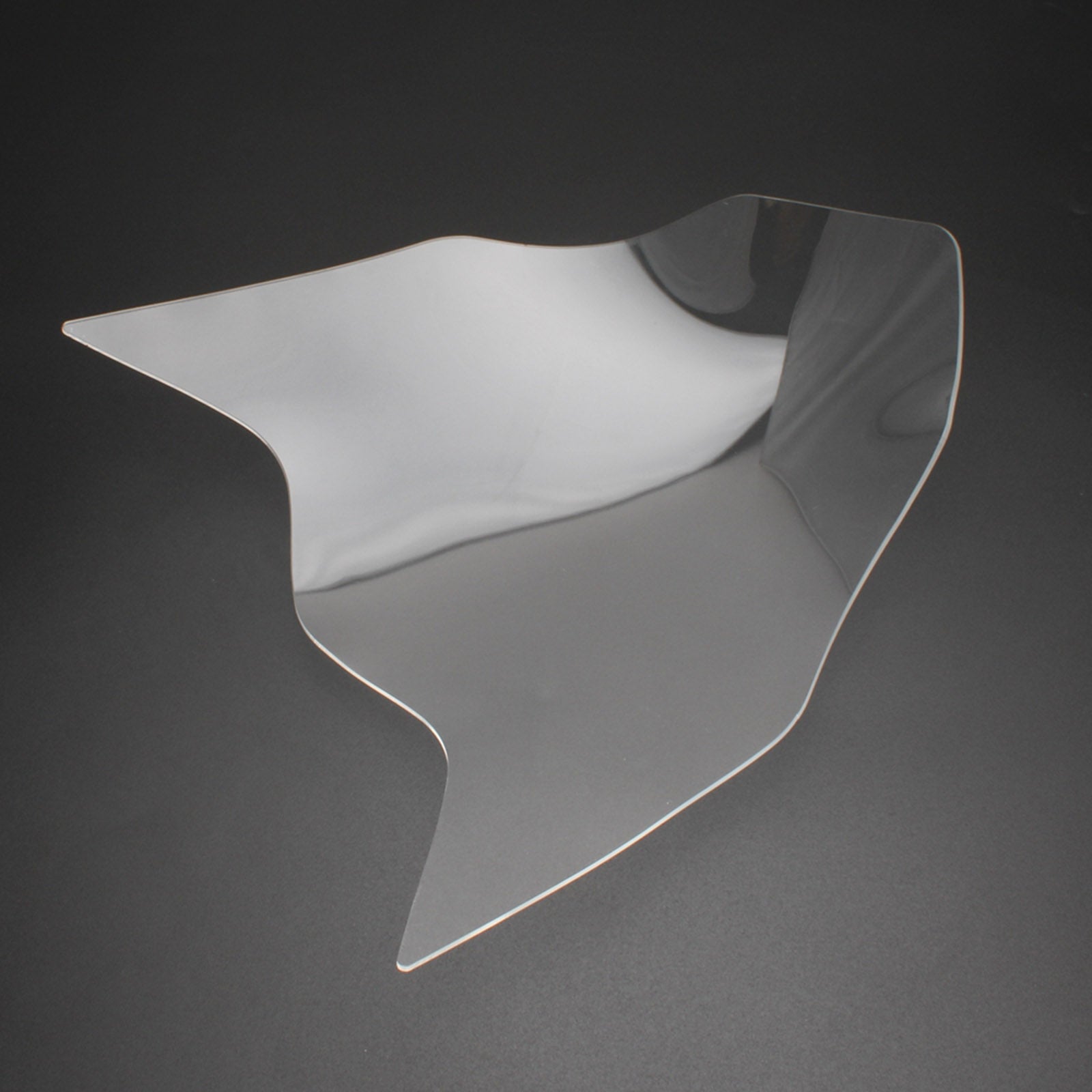 ¿Protección de lente de faro delantero adecuada para Suzuki Gsx-R 600 Gsx R 600 14-20? Humo genérico