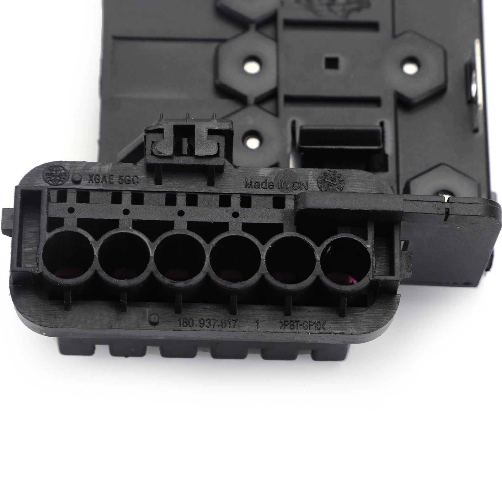 Battery Säkring Box Socket Holder 6R0937548C 6R0937548F för Lavida Bora Polo Skoda Generic