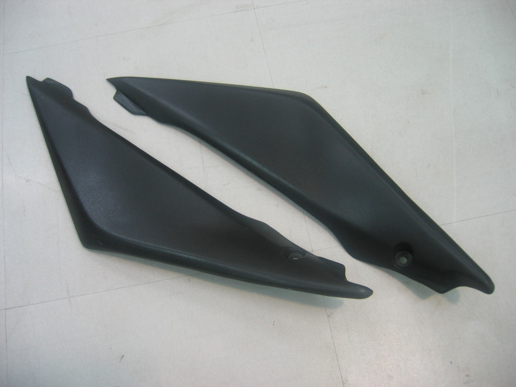 Suzuki GSXR 1000 Blanc 2005-2006 & Carénages génériques rouges Lucky Strike Racing