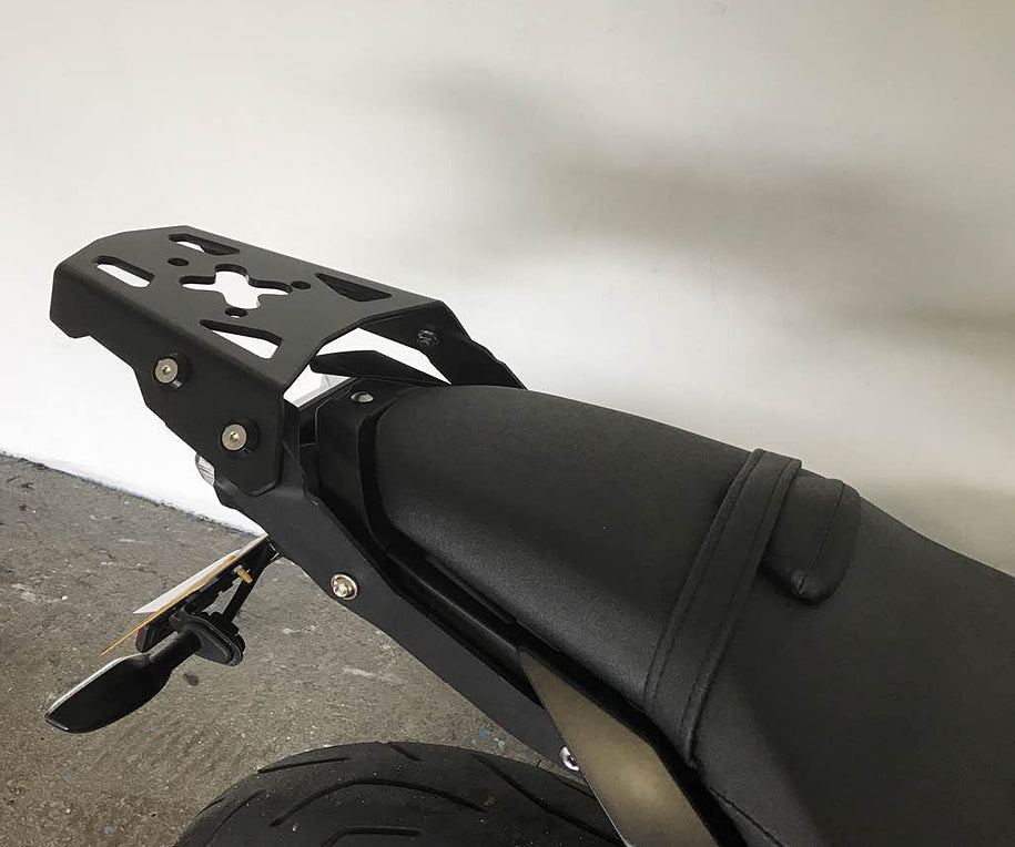 Kit de plaque de support arrière.