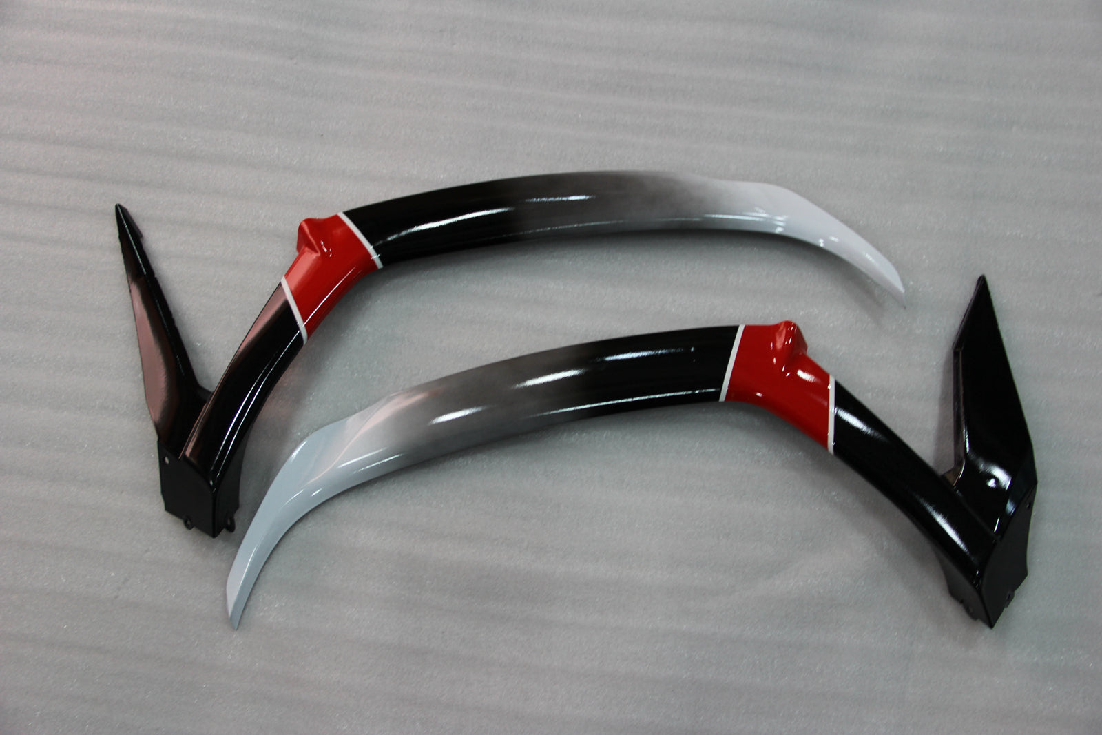 Kawasaki ZX10R 2011-2015, biela kapotáž&Červená súprava