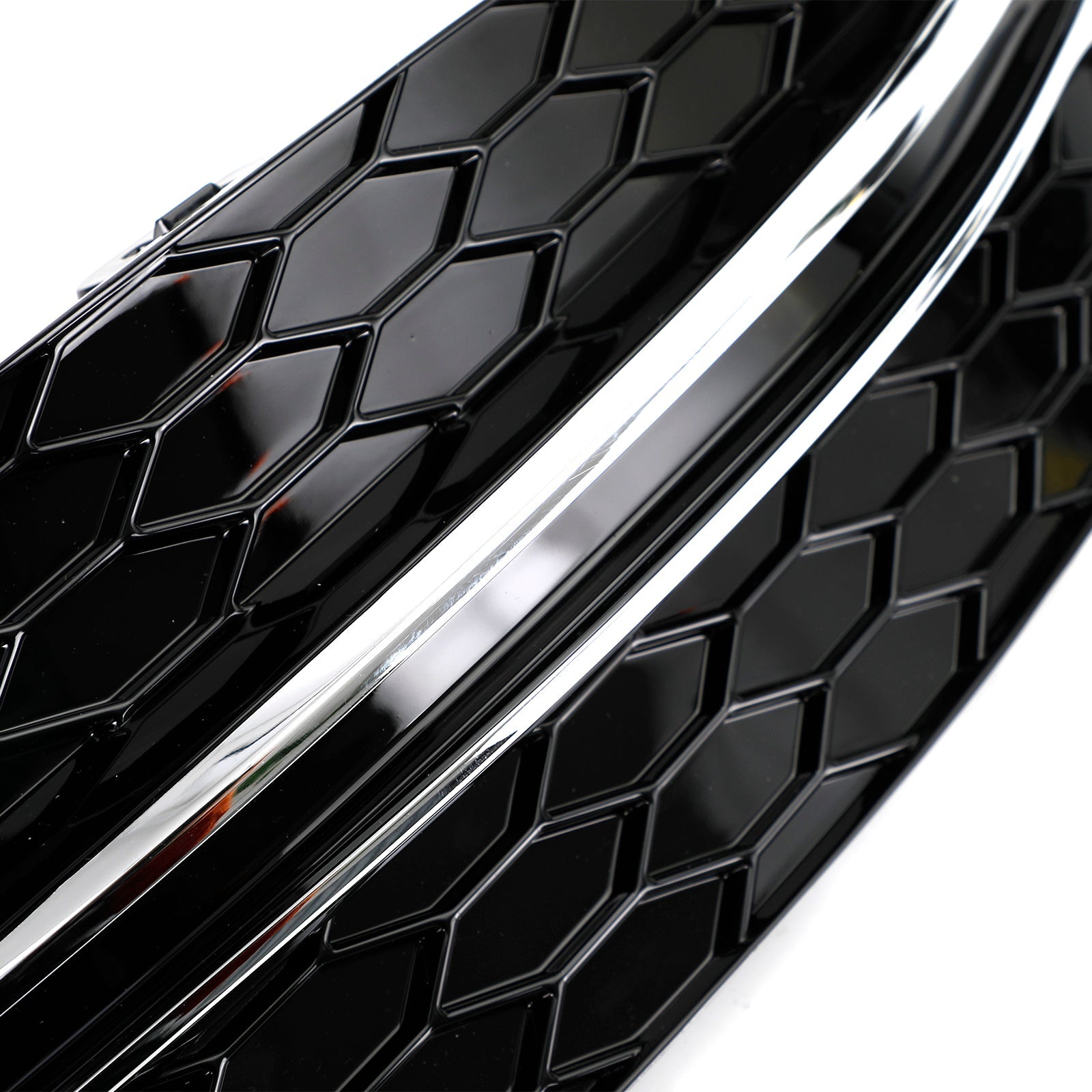 MERCEDES BENZ CLASE C 2015-2018 W205 Cubierta de luz antiniebla delantera con base de panal