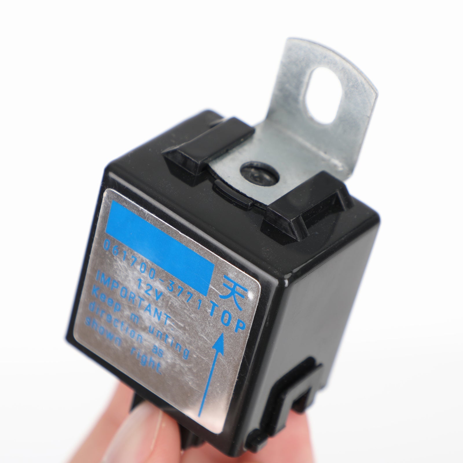 12V časové oneskorenie relé T0070-31410 061700-3771 1J321-60242 pre Kubota D1005 D1105