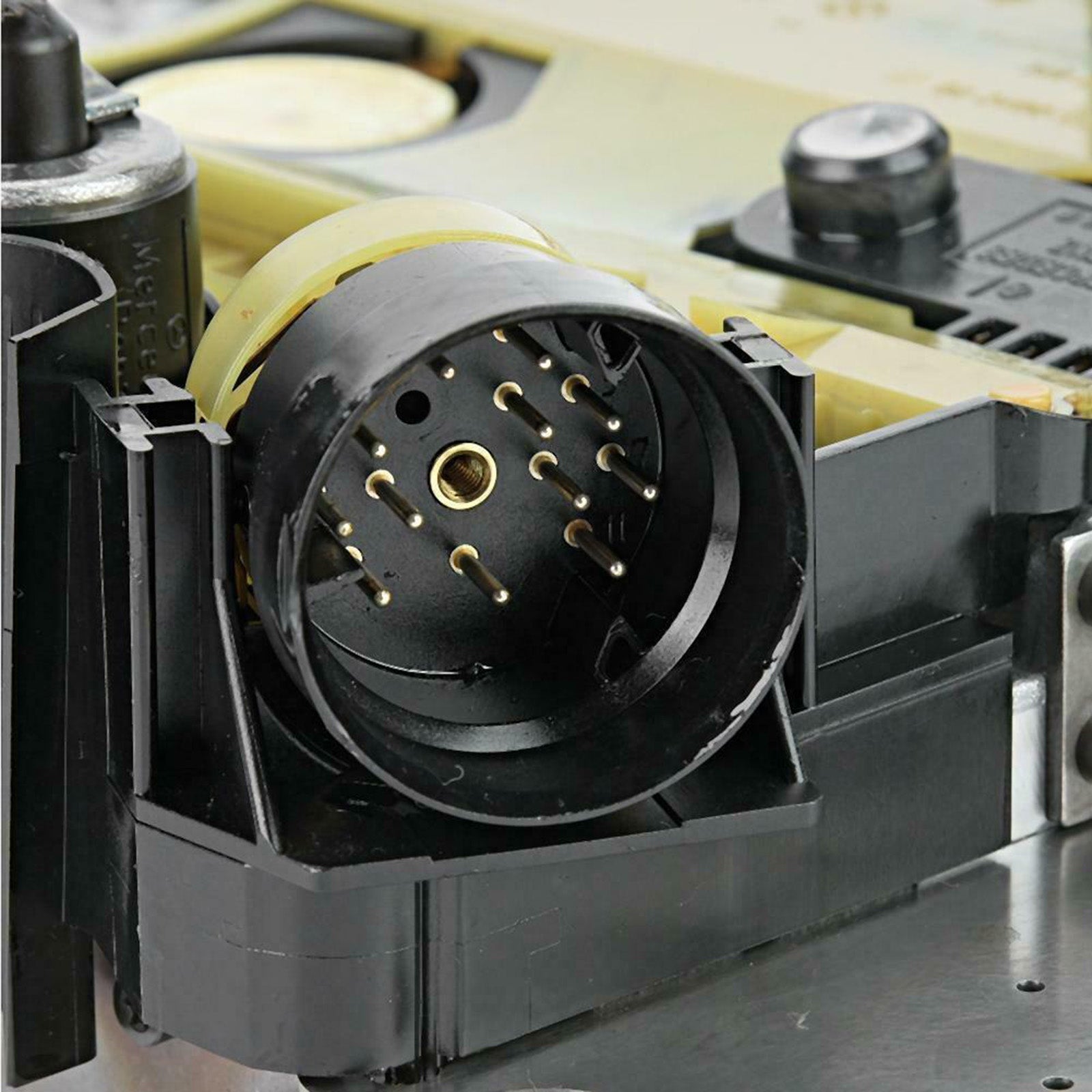 Mercedes-Benz C230 C320 E300 ML320 722.6 Valve Body Transmission Solenoid