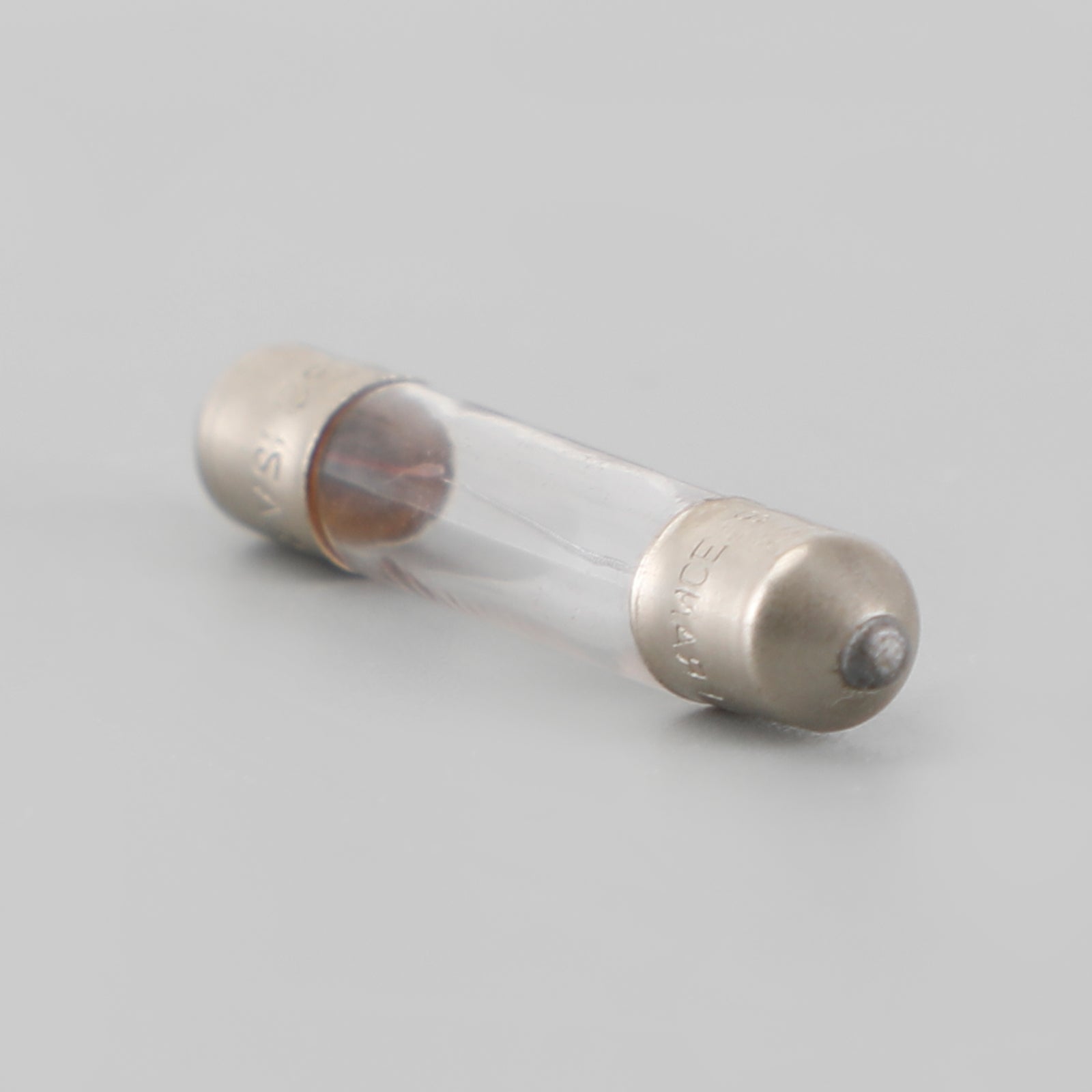 Pre Philips 13818 CAR Standard Auxiliary Bumb Fest 28 mm 24v3w