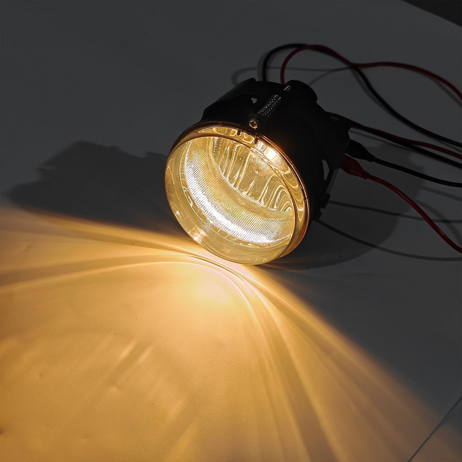 Par tåkelys for Dodge Chrysler Caliber Jeep Compass 4805857AA