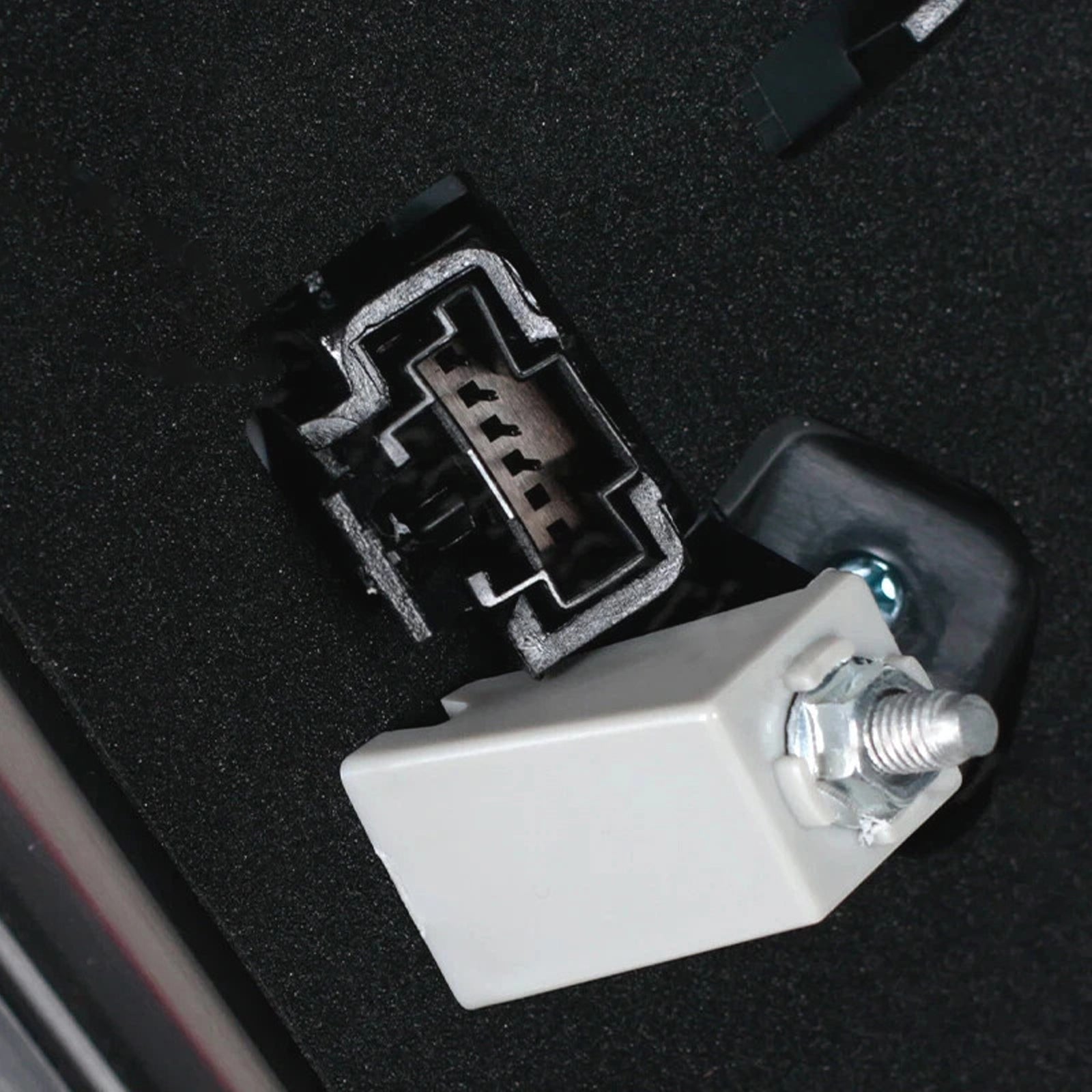 Right LED Inner Rear Tail Light Brake Lamp For Mercedes E-Class W212 2013-2015