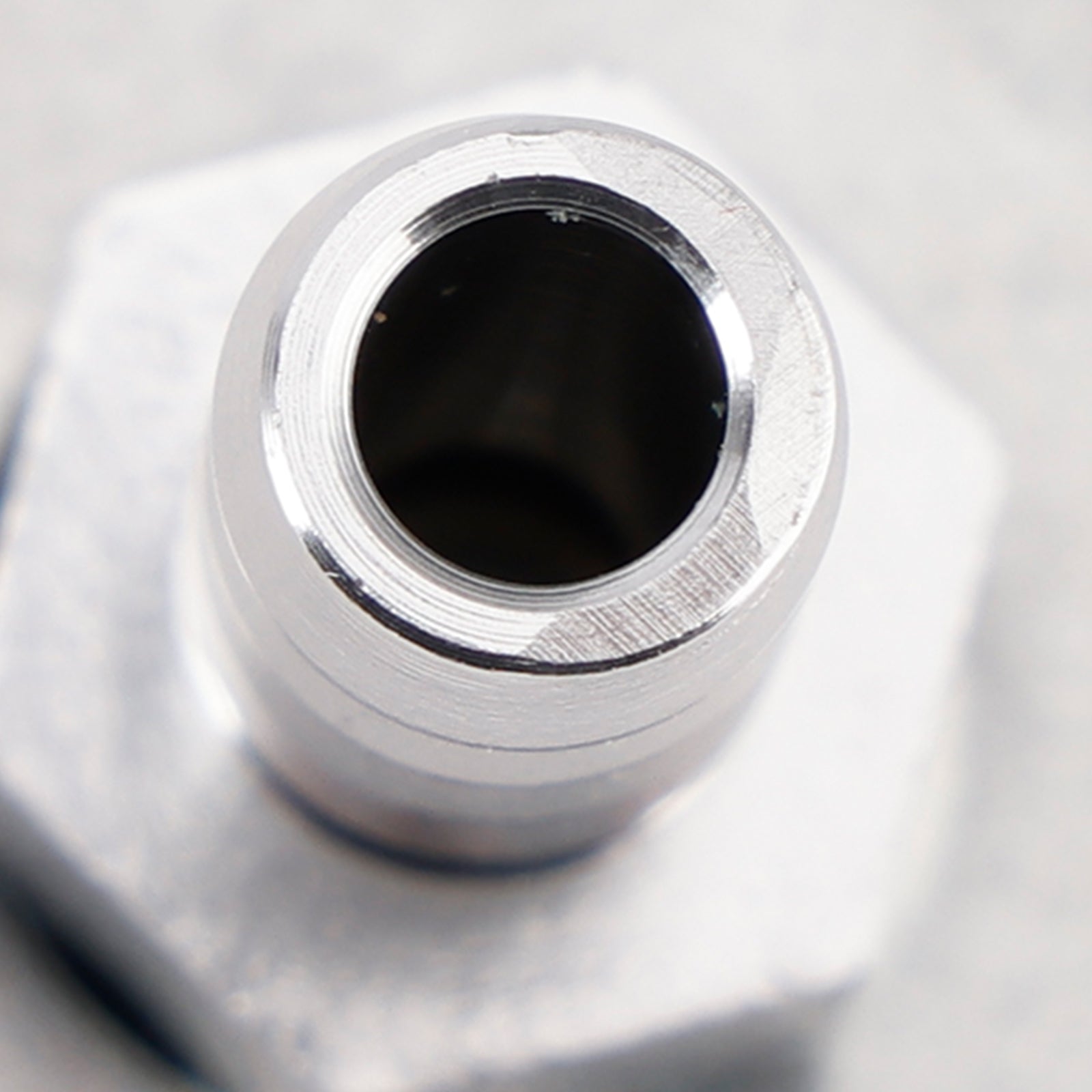 Bränsletankventil extern överrullningsbackventil 5/16 slang hulling 19-174