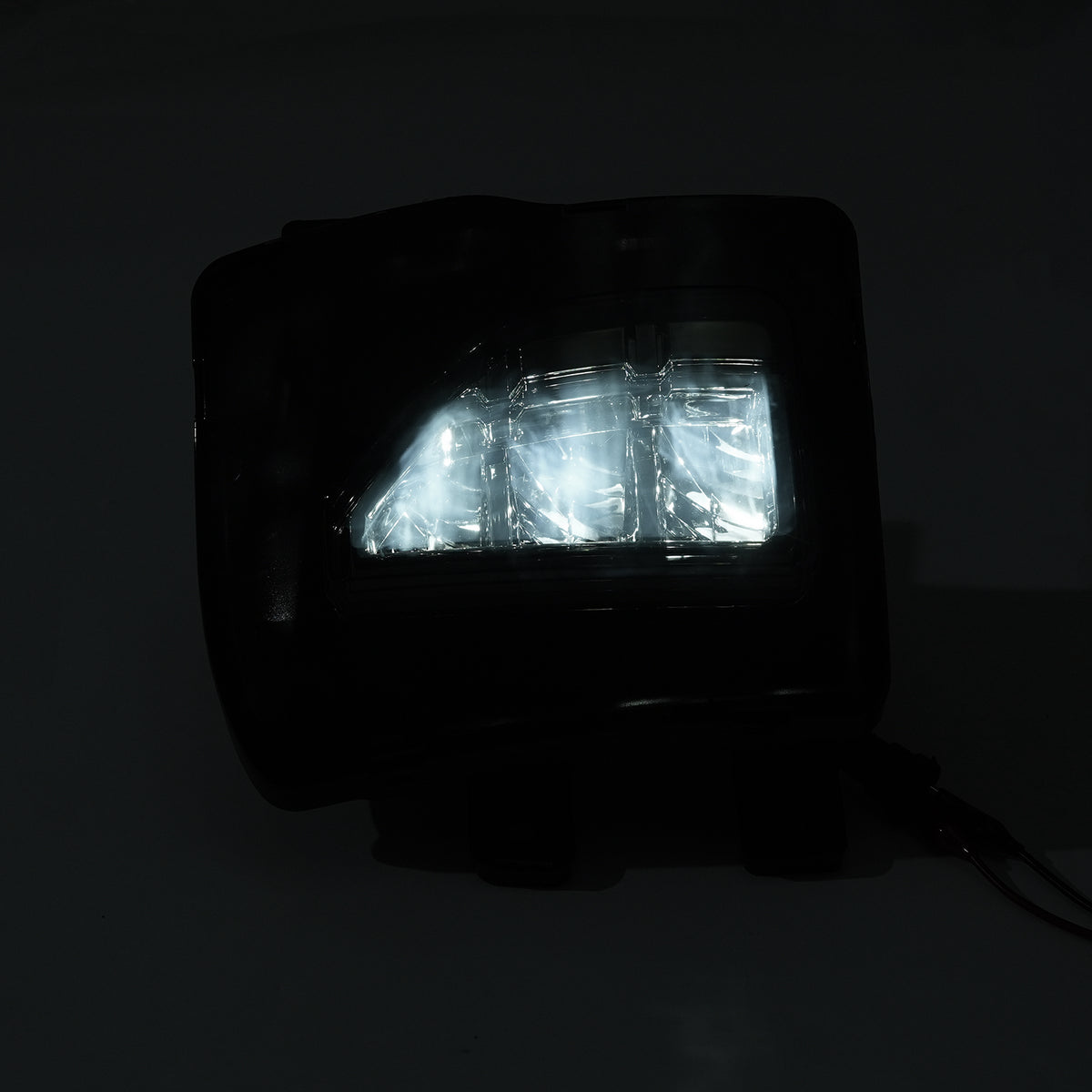 2016-2018 Chevy Silverado 1500 Front Left Fog Light 84000613 Generic