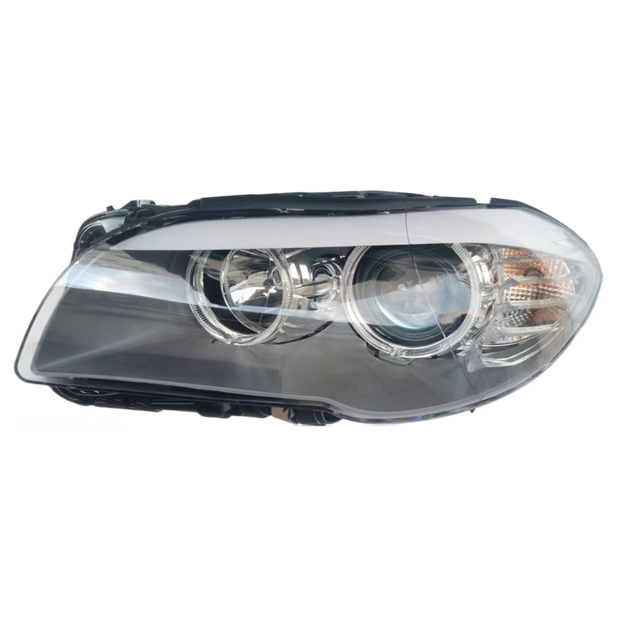 Saloon & Estate / Touring body styles Front Left Halogen Headlight With LED DRL 63117203241 63115B8D143 Generic