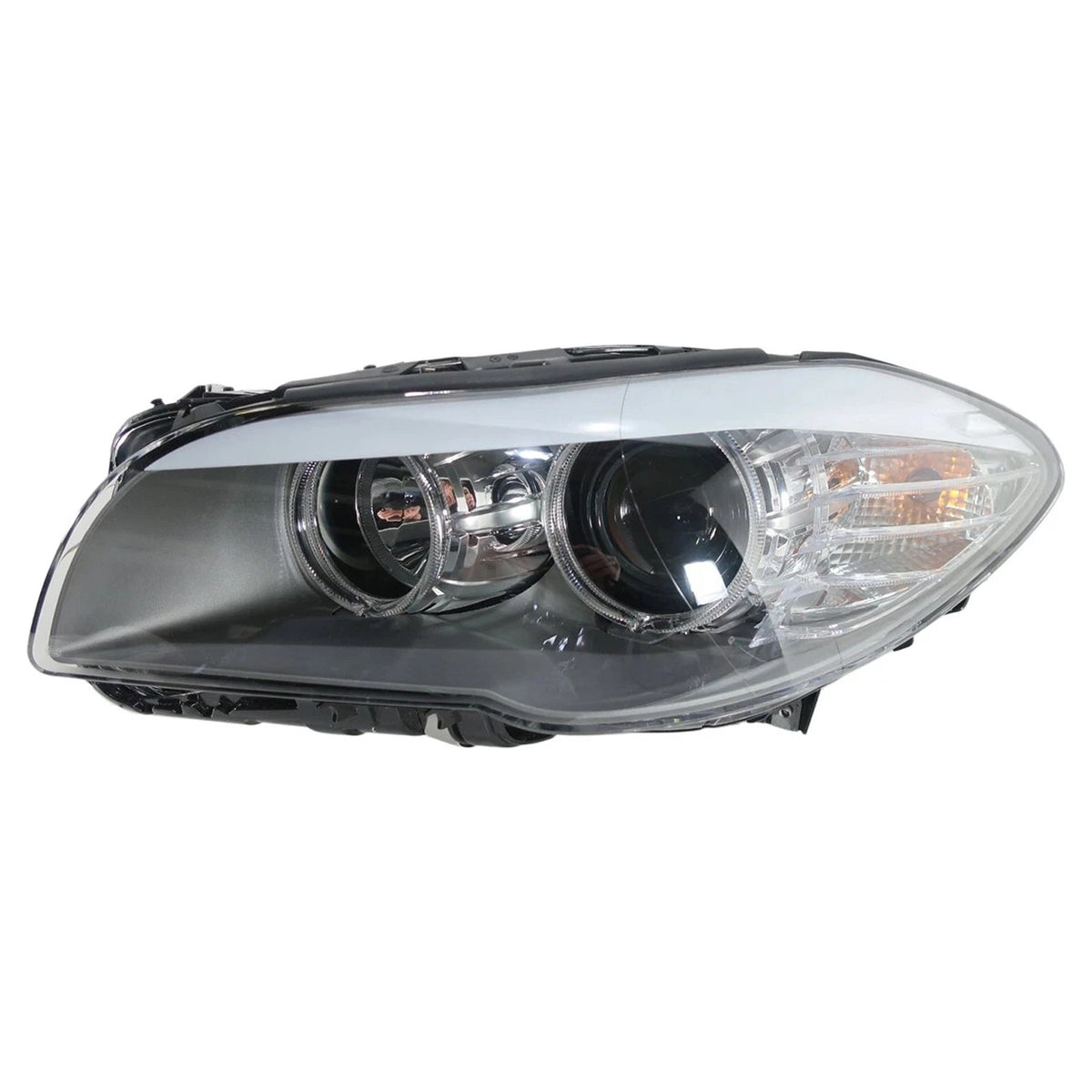 Saloon & Estate / Touring body styles Front Left Halogen Headlight With LED DRL 63117203241 63115B8D143 Generic