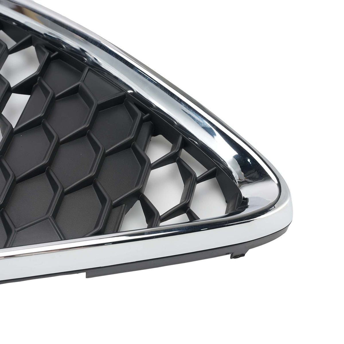 2010-2016 Alfa Romeo Giulietta Front Bumper Grille Grill Chrome 156112051 Generic