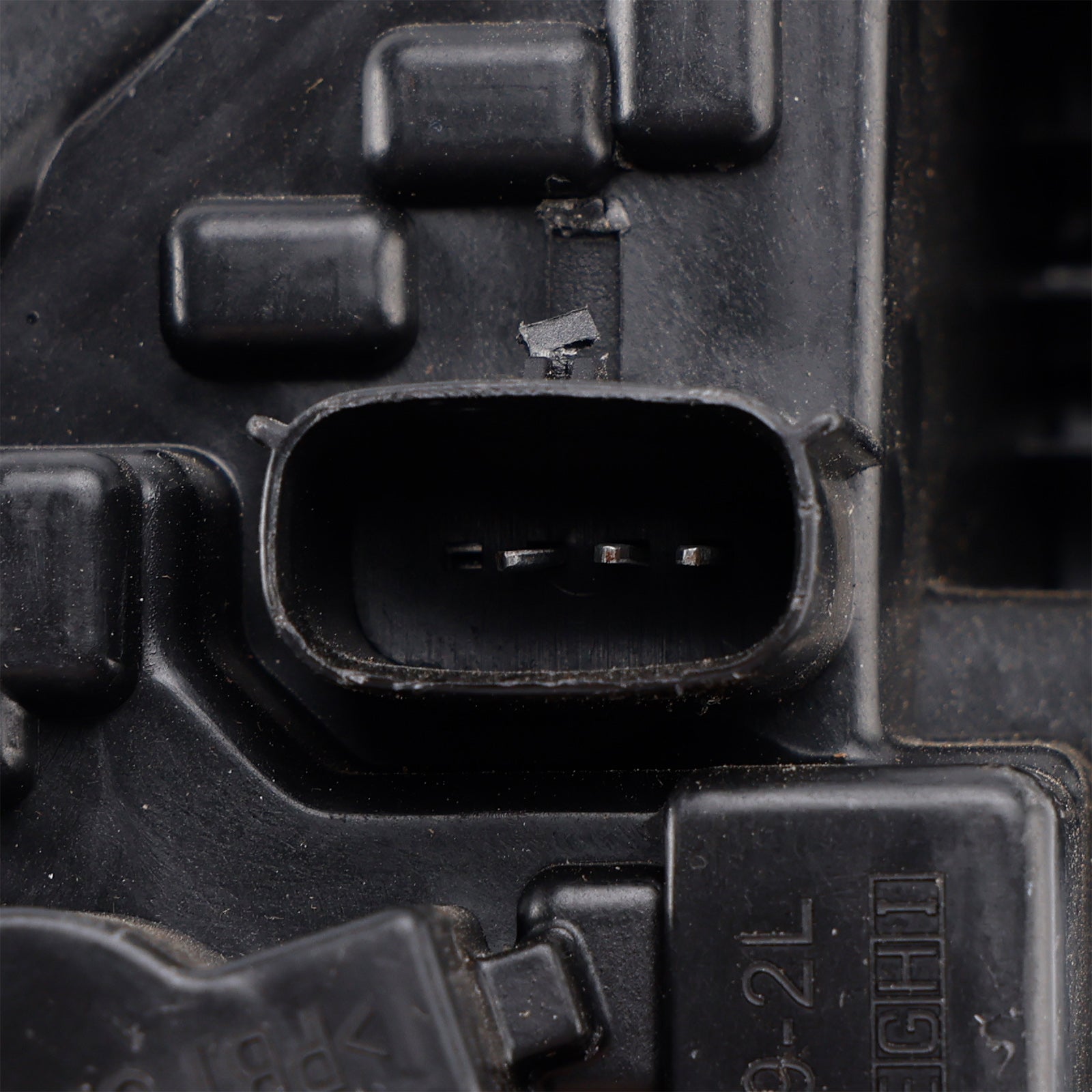 2016-2023 VAUXHALL ASTRA K 5 DOOR HATCHBACK Left Rear Light Bulb Holder 39001577