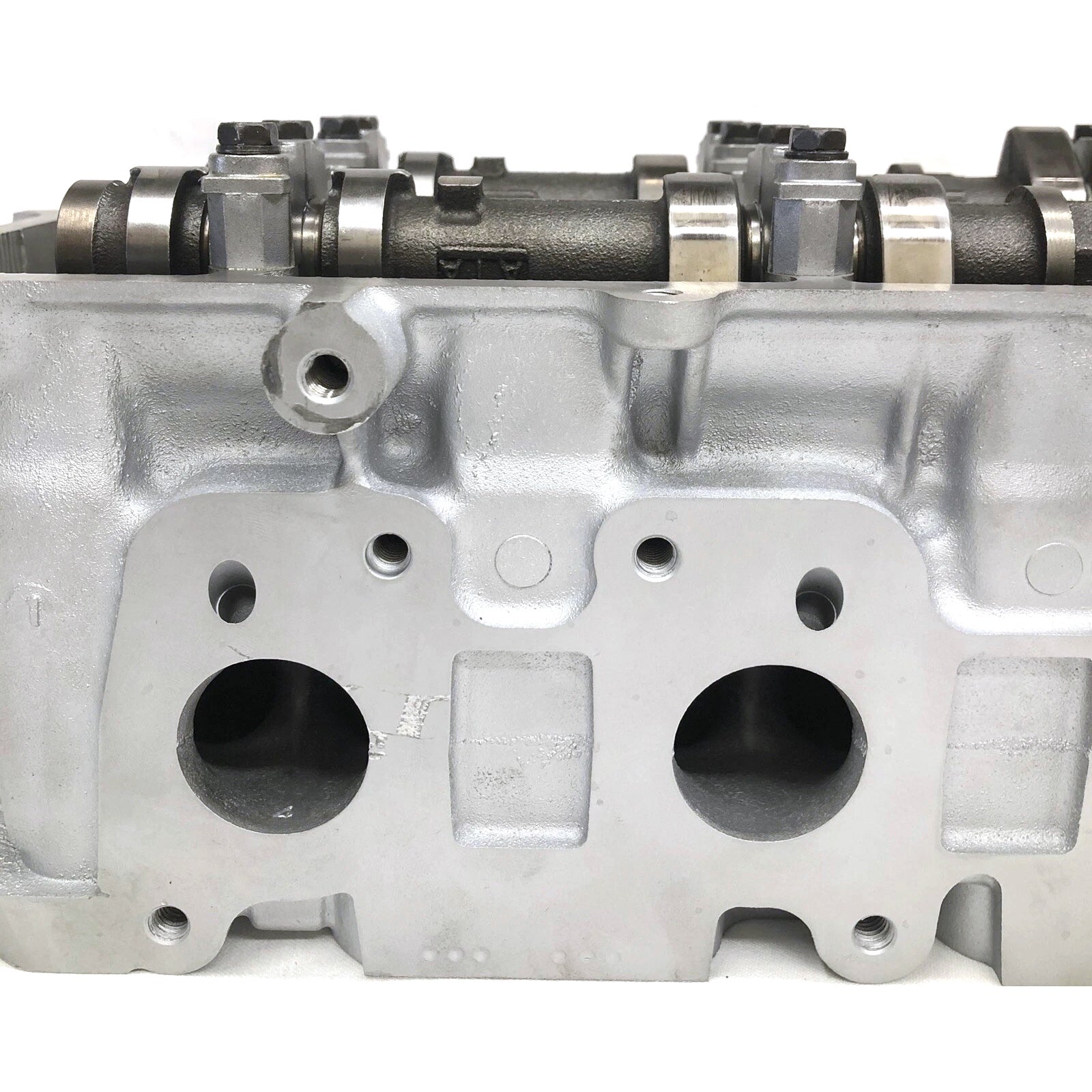 2PCS Cylinder Head 1GR-FE With Secondary Air Injection For Toyota 4.0 1GR-FE