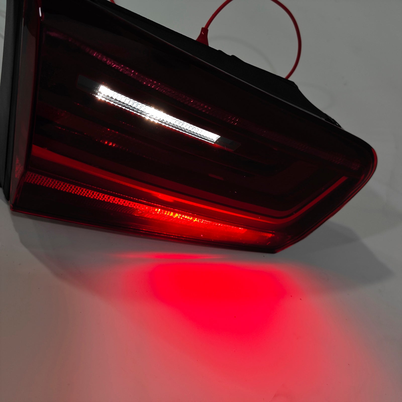 2015-2018 Audi A6 4G C7 Zadné zadné svetlo Vnútorné 4G5945093E