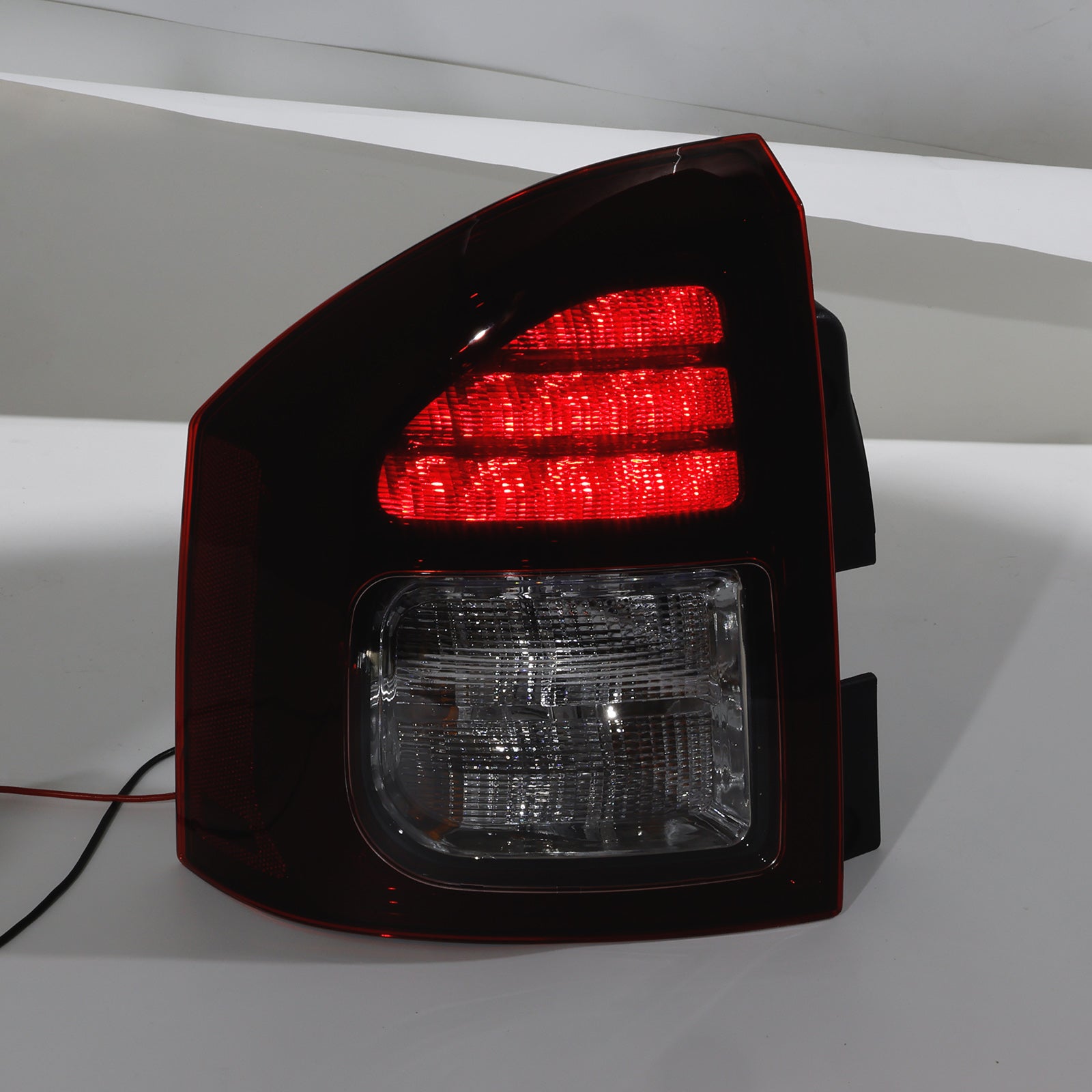 Left Rear Tail Light Rear Lamp Assembly For Jeep Compass 2014-2017