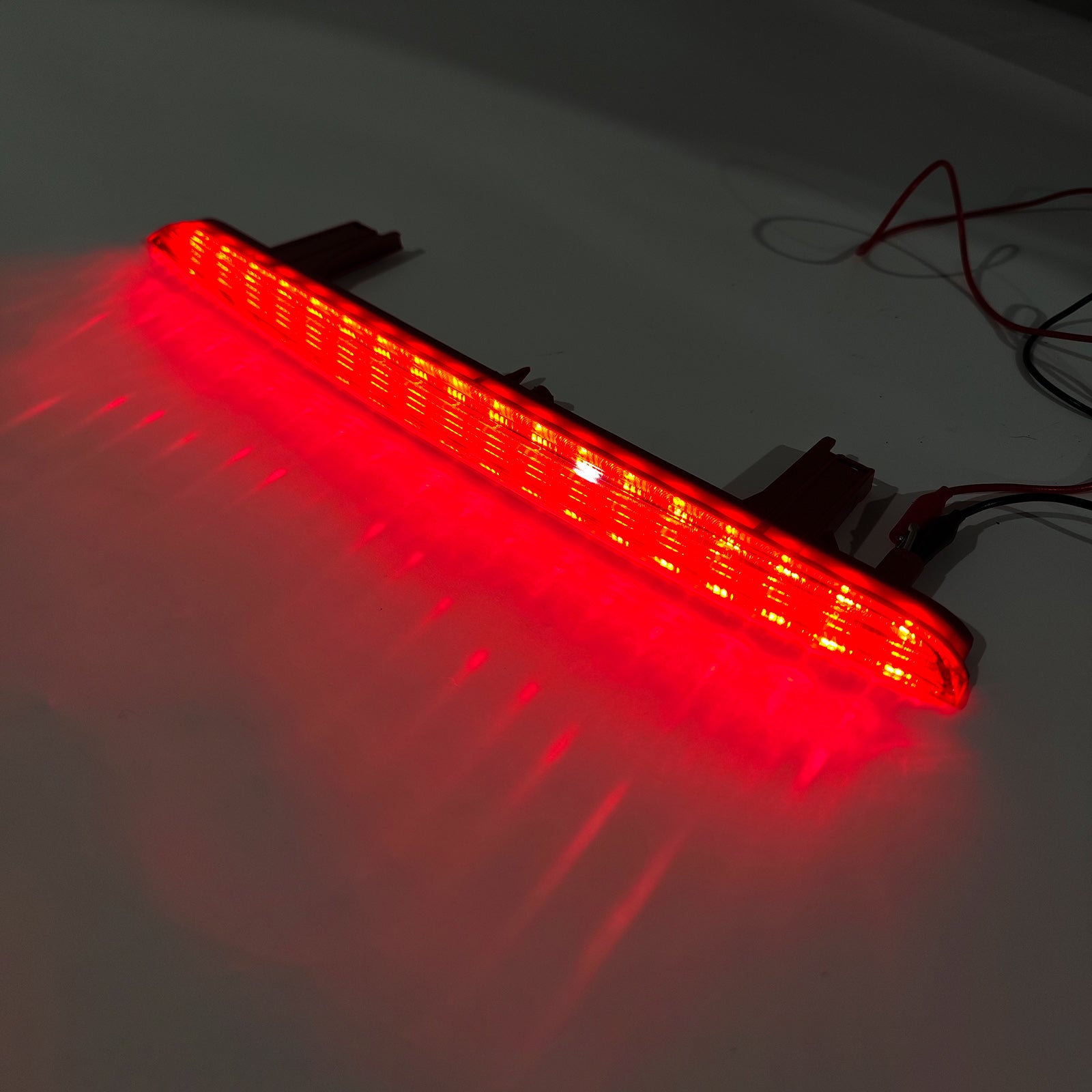 Zadné tretie brzdové svetlo 4M0945097 pre Audi Q7 2016-2024