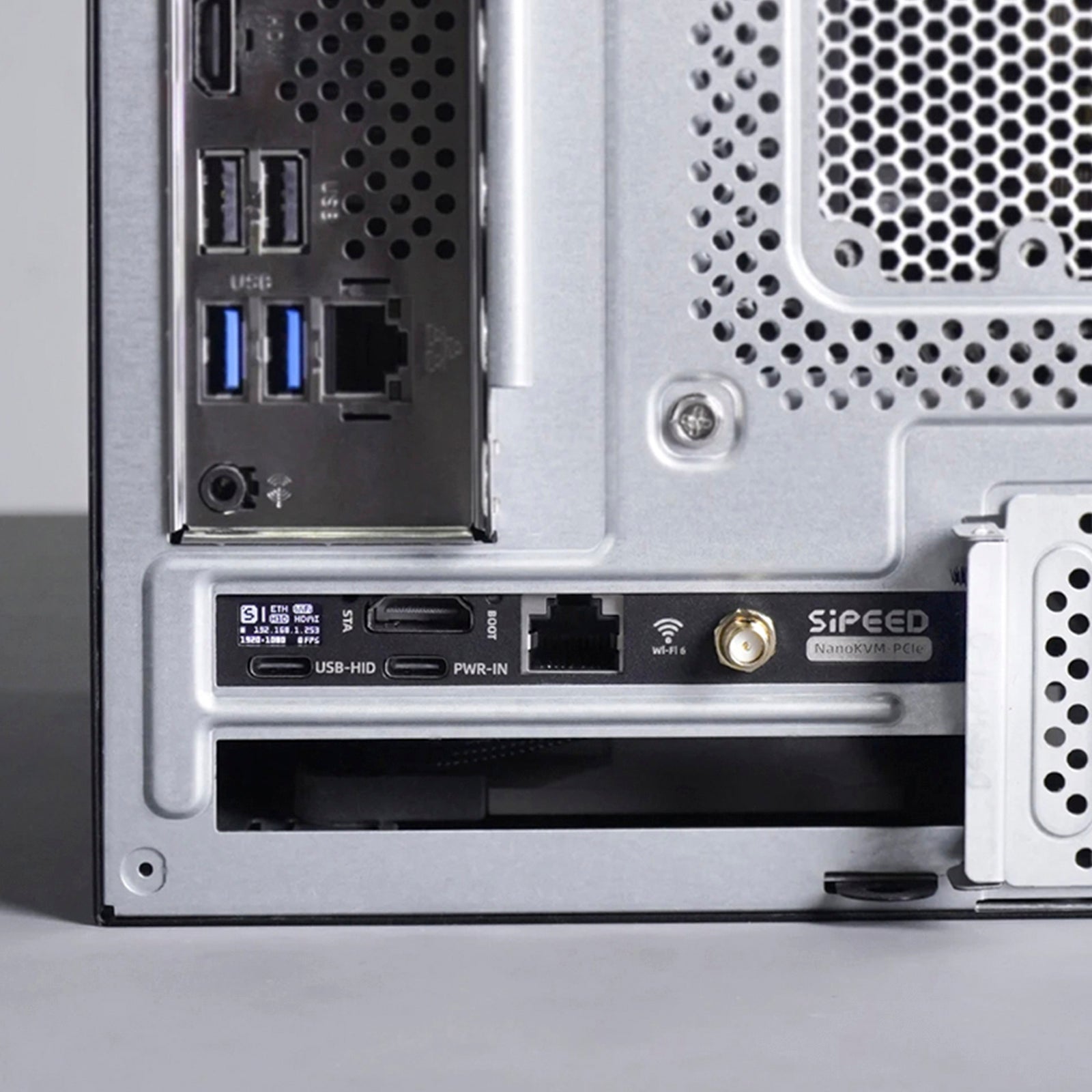 Sipeed NanoKVM-PCIe-afstandsbedieningsserver RISC-VPiKVM installatie op afstand van het bureaublad