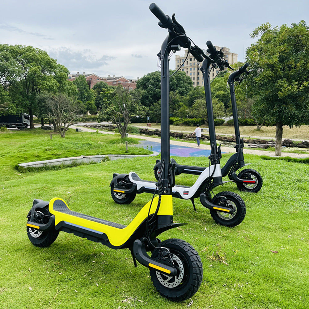 800W ELECTRIC SCOOTER FOLDING E-SCOOTER 50KM RANGE 10" OFF ROAD 15AH 45KM/H