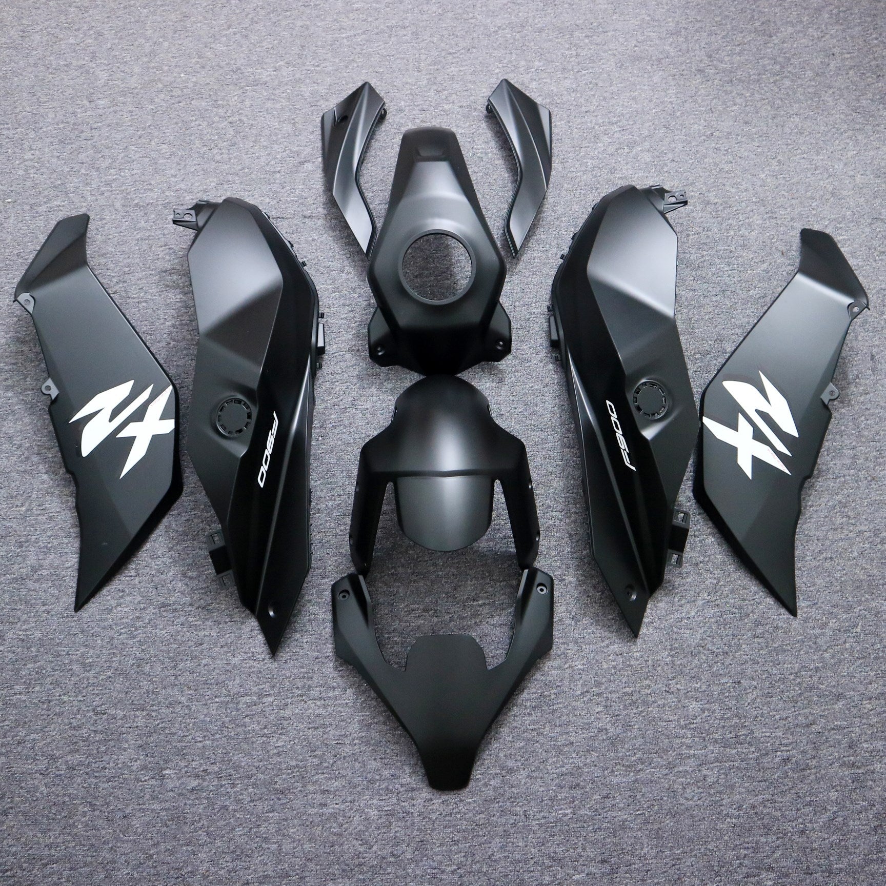 Súprava na vstrekovanie kapoty karoséria Plast ABS vhodná pre BMW F900XR 2021-2024