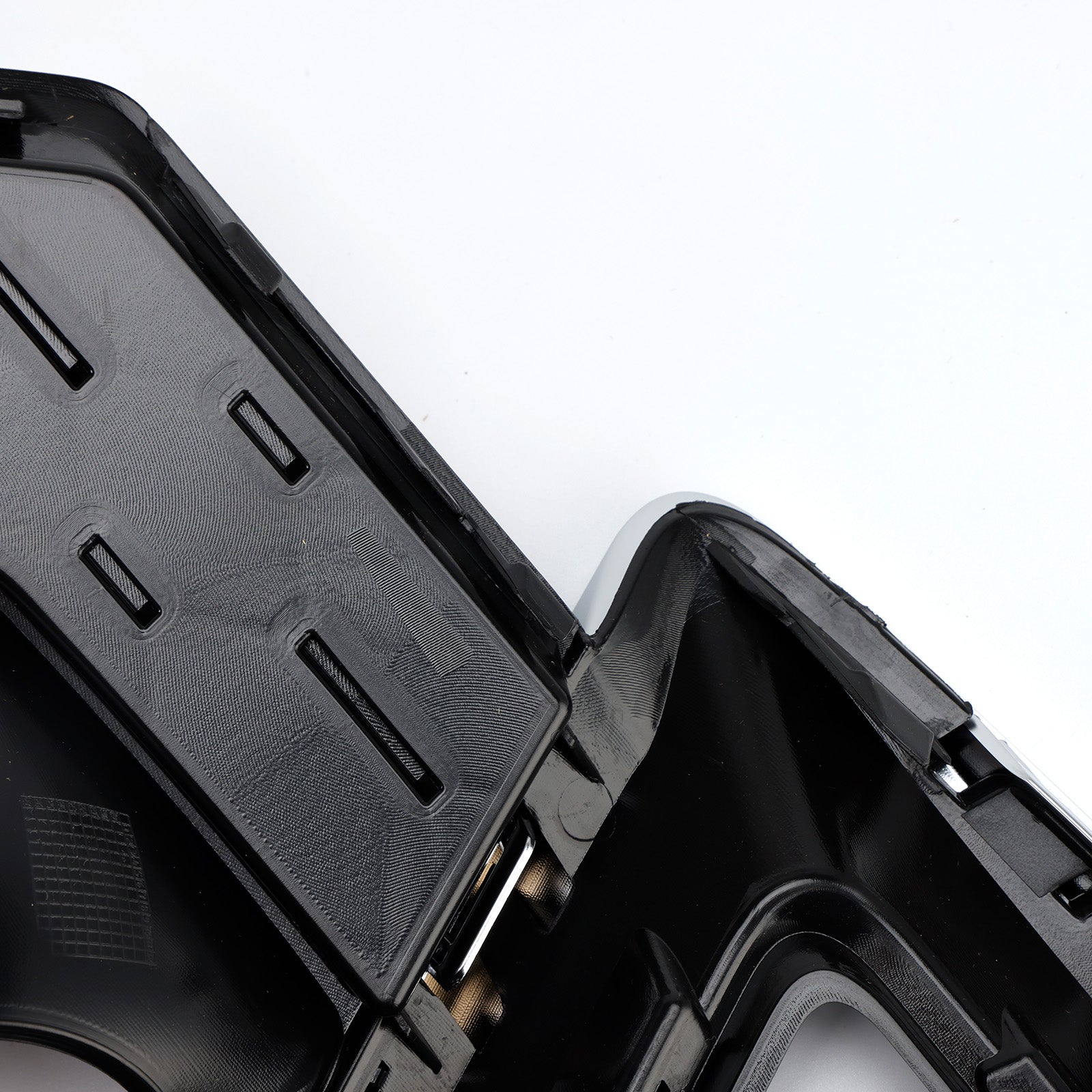 2020-2024 Audi A4 B9.5 S-Line Silver främre stötfångare Nedre dimgallerskydd