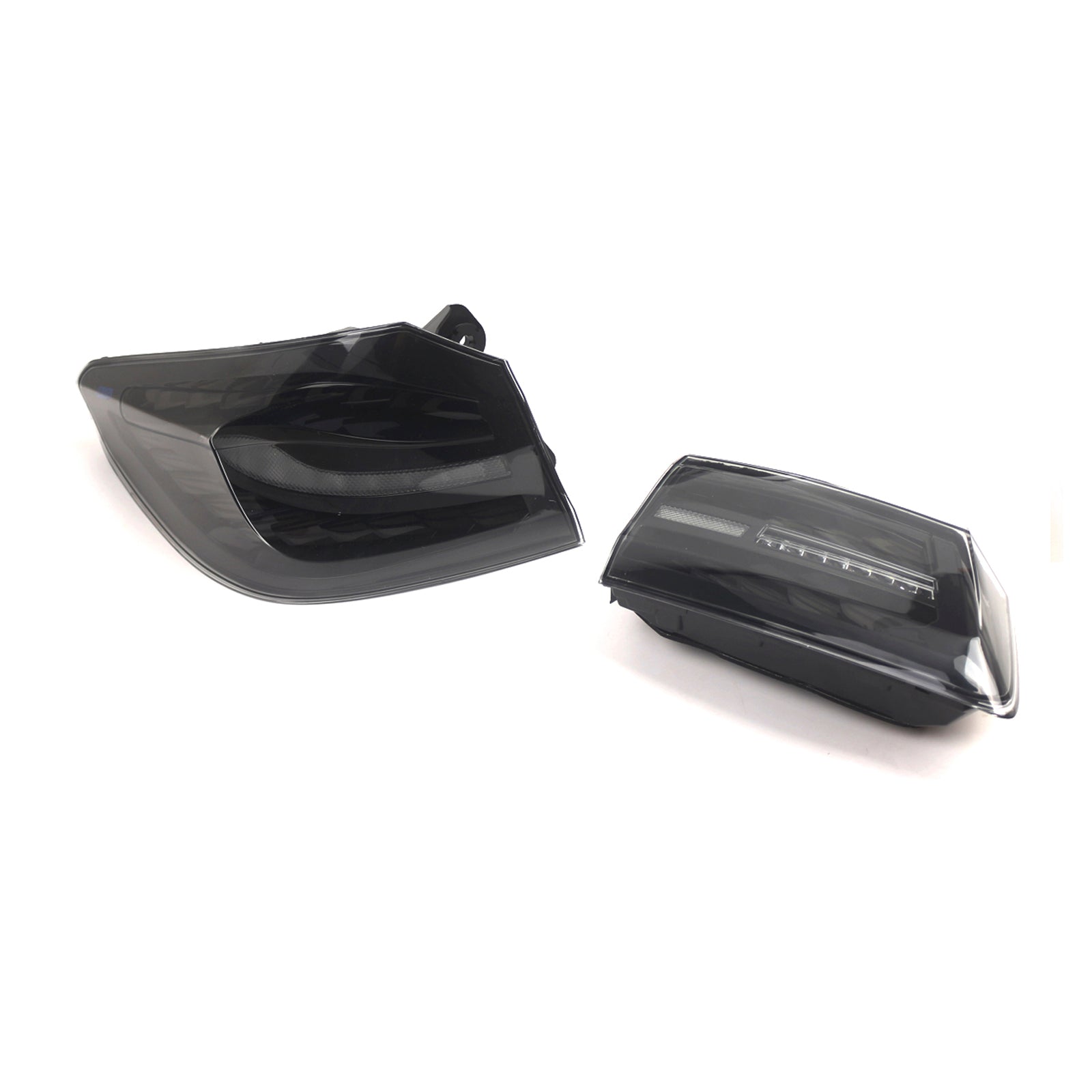 BMW 5 G30 G38 L, rok výroby 2018 – 2020&Zostava zadných LED svetiel R s dymovými farbami 63217376469 63217376470