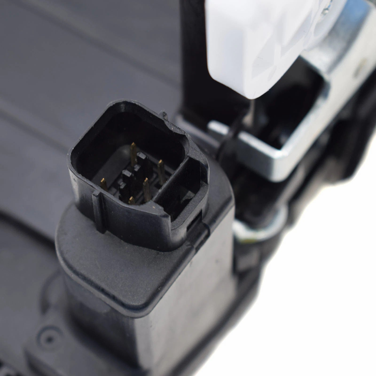 2005-2009 Kia Spectra 1.8L 2.0L Actionneur de verrouillage de porte droite avant 81320-2F010