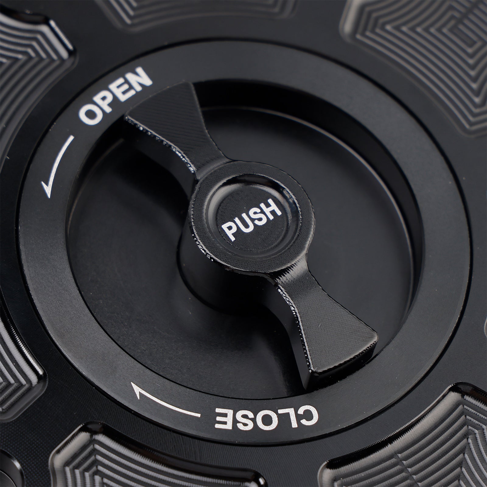 ALUMINUM QUICK-TURN FUEL GAS CAP FOR 390/790/890 DUK 2017-2025 93807908000